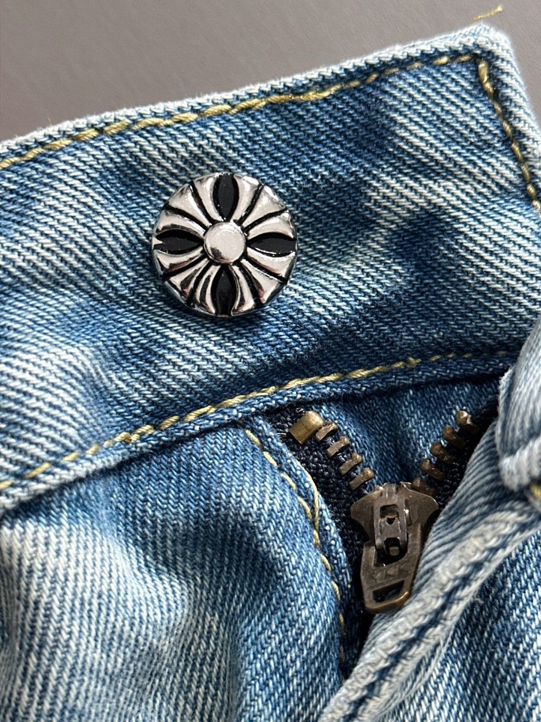 【今日特価】Chrome Hearts 2025SS デニムショートパンツ｜詳細画像