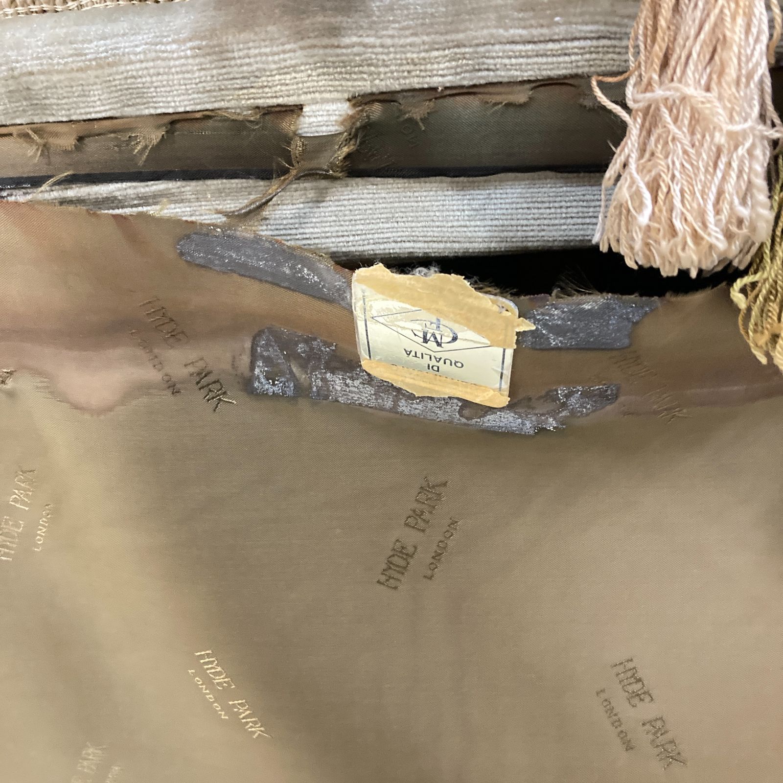 マリオ・コルチャゴ 1人掛けソファ ロココ様式 彫刻 - メルカリ