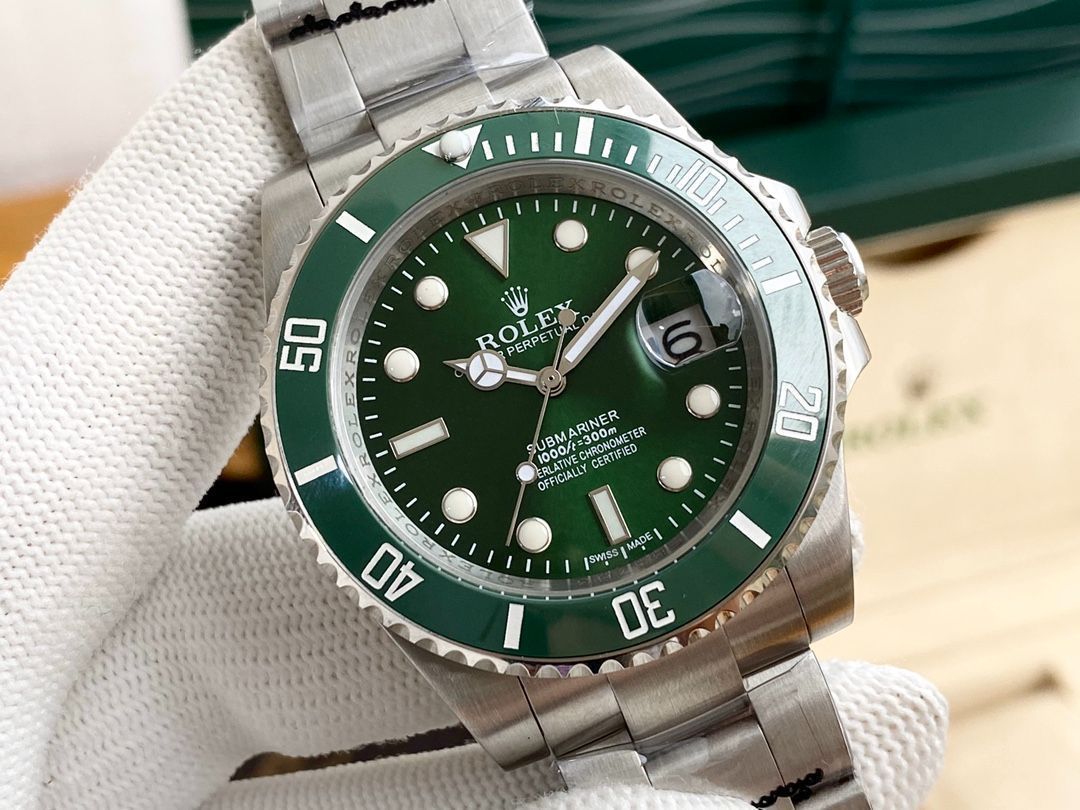 今日特価！ロレックス - Rolex 潜航者シリーズ 3 本針のセラミック回転リング付きの男用腕時計