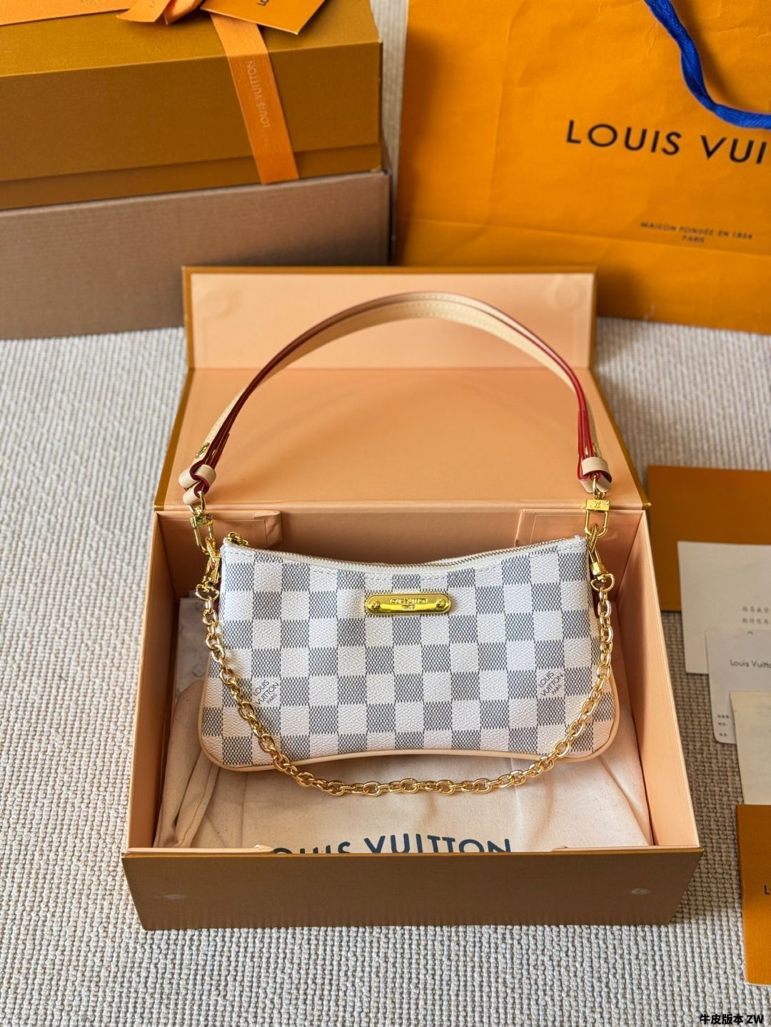 【今日特価】Liv Pochette Monogram Double Underarm Bag - Liv ポシェット モノグラム ダブル アンダーアーム バッグ