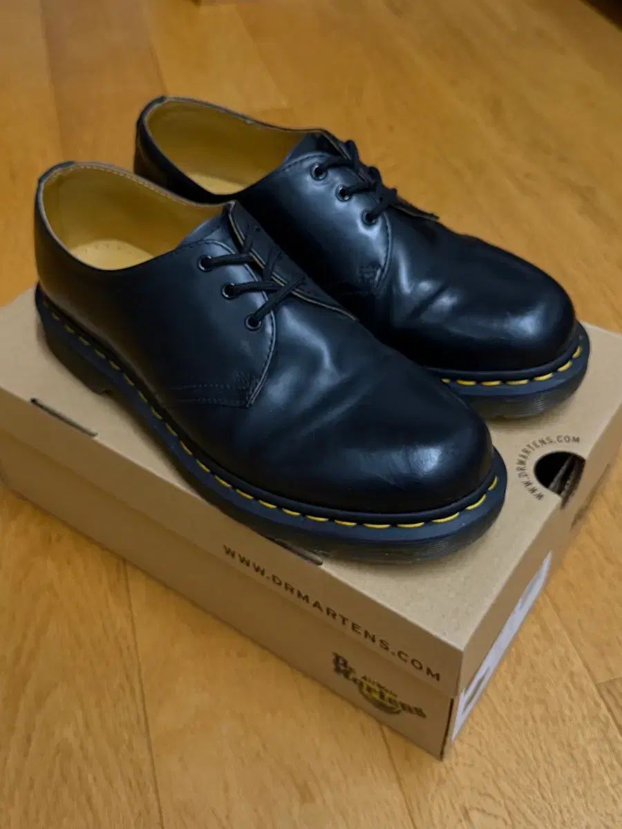 DR. MARTENS ドクターマーチン スムース 1461 (270)