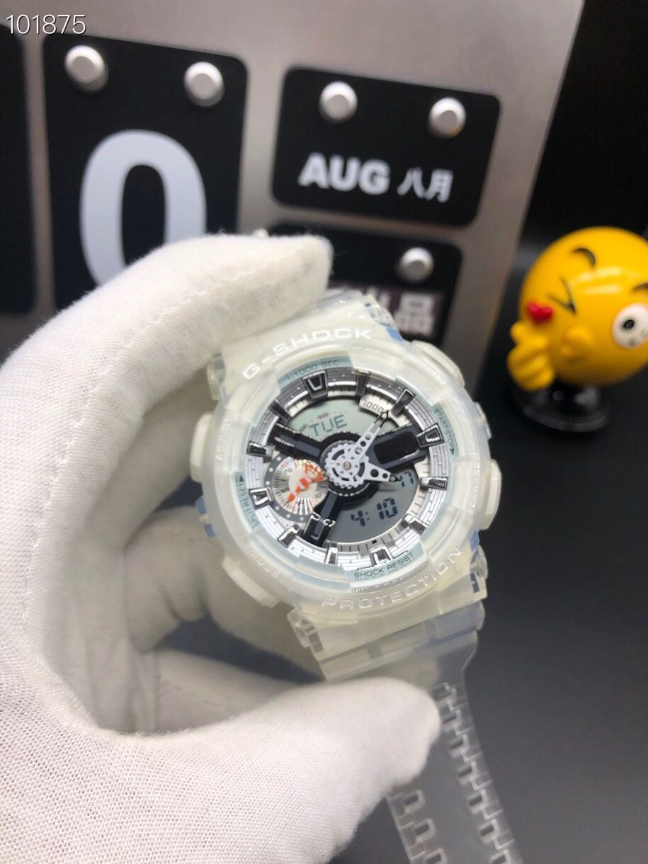 今日特価！CASIO【カシオ】G-SHOCK GA-110 手を上げると点灯する腕時計 クラシックな耐震ダイヤルデザイン！