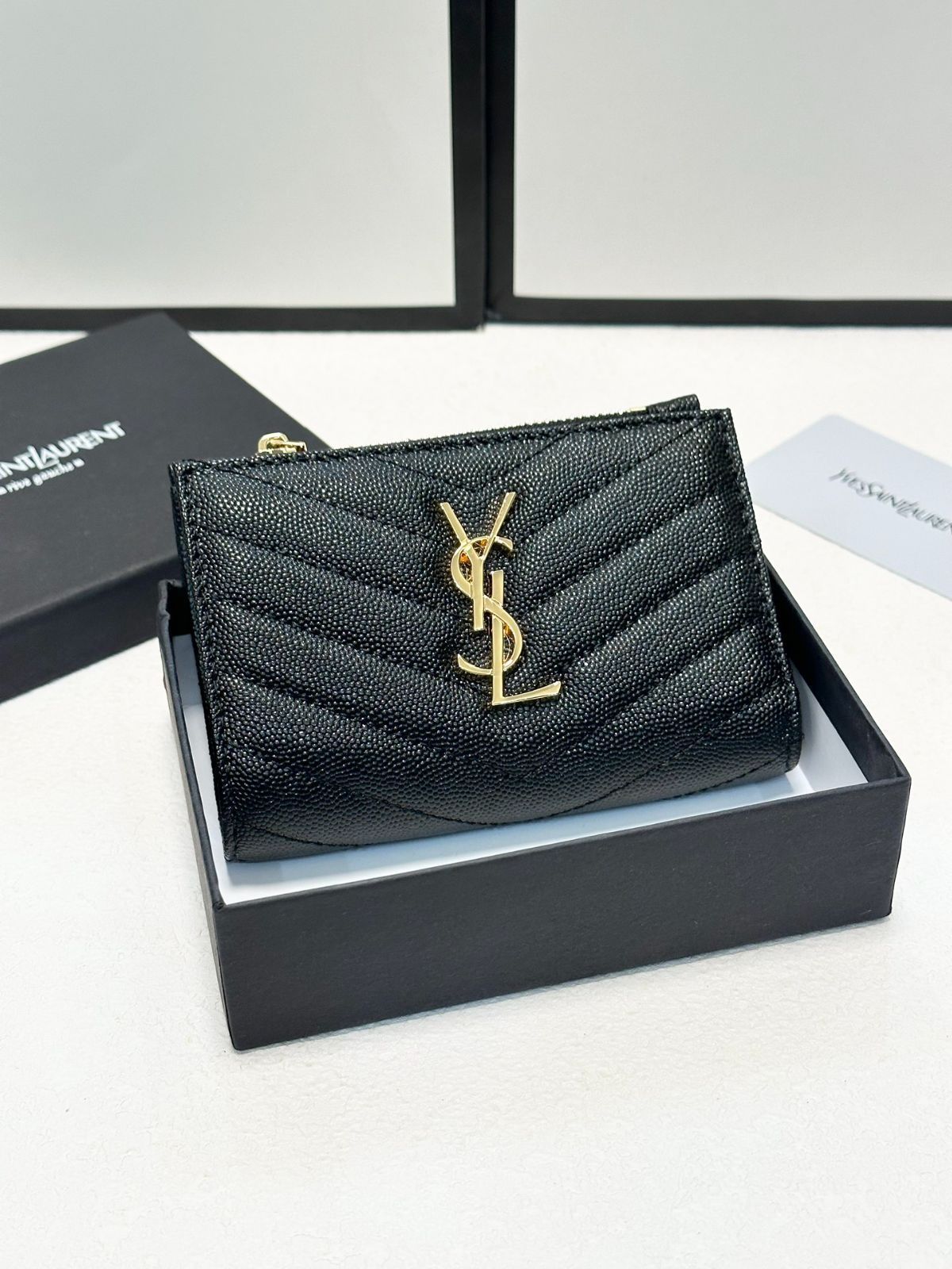 【今日特価】YSL（サンローラン） ブラック ミニウォレット 送料無料 在庫限定セール価格！