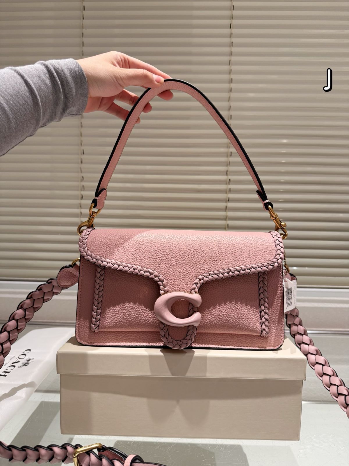 【今日特価】COACH Tabby クーチ タビー バッグ（ワインレッド × ミルクホワイト）