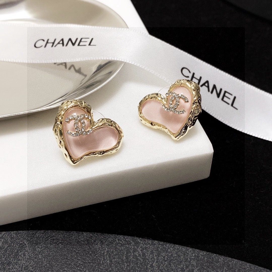 【今日特価】Chanel シャネル クラシック ハート＆ダブル C イヤリング