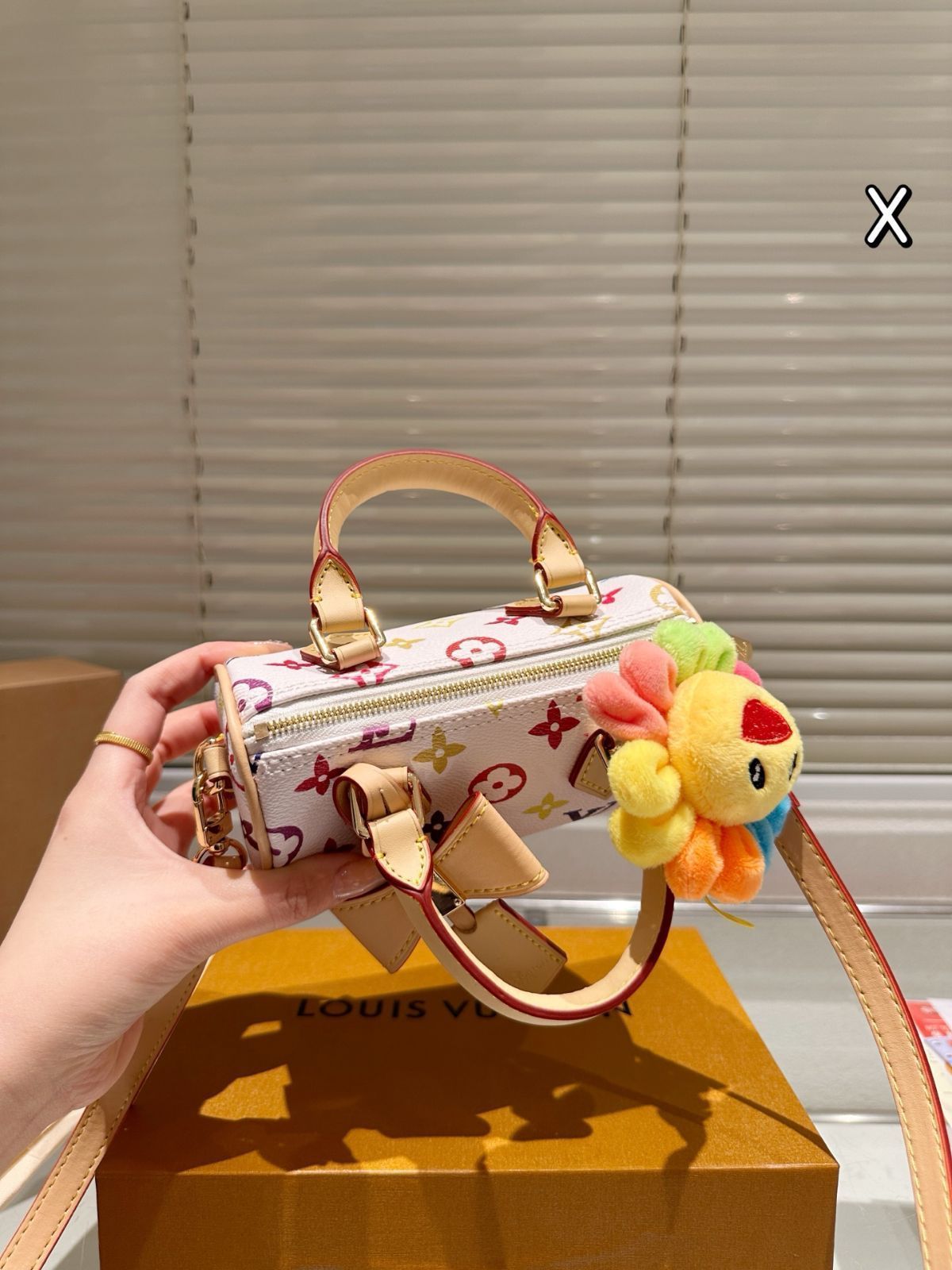 今日特価】LV x Takashi Murakami White Multicolor Nano Speedy 16