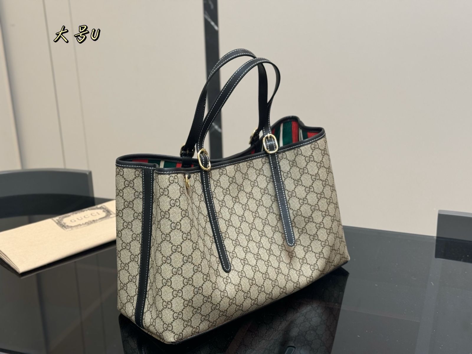 【新作登場】Gucci GG Tote バッグ 39.25cm ハンドル & ショルダーバッグ