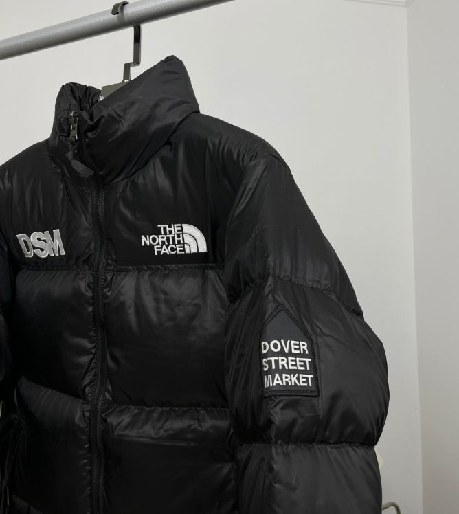 Moncler｜ノースフェイス dsm共同モデル Nutse Jaet 15周年限定 スタンドカラーダウンジャケット