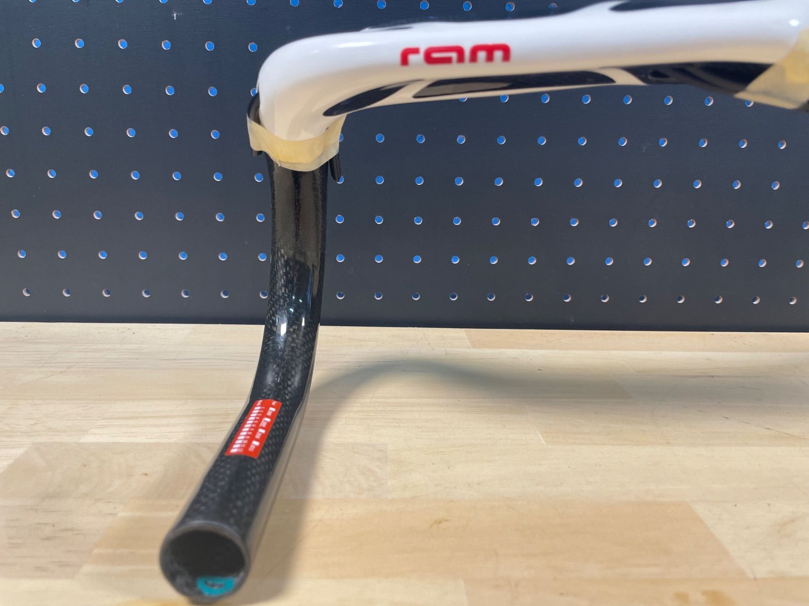 k*u様 Cinelli ram チネリ ラム カーボン ハンドル C-C 40 c0602□NEW□CINELLI チネリ ram ラム カーボンハンドル 未使用
