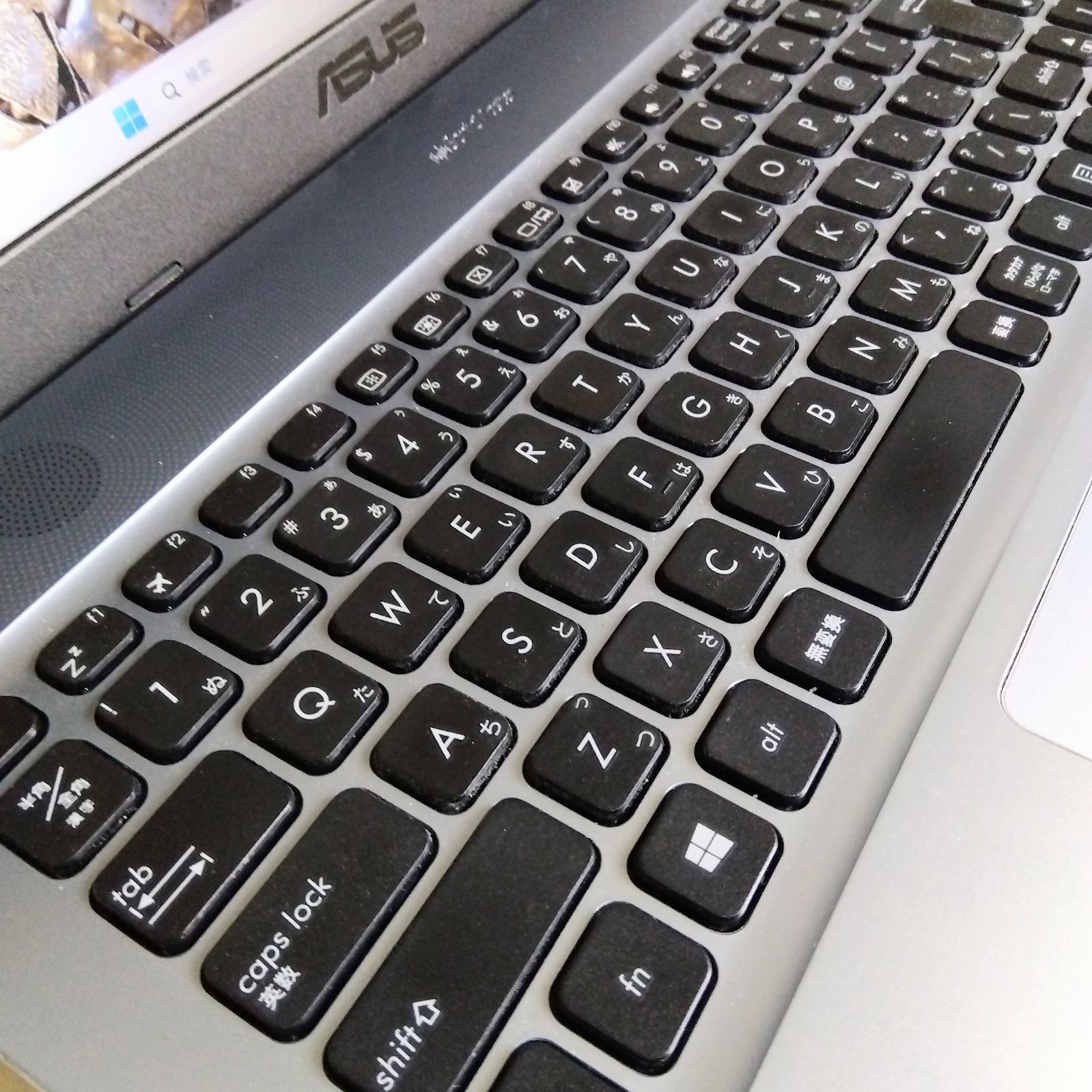 29✨Windows11✨高速SSD✨ASUSノートパソコン✨カメラ＆Office付きPC