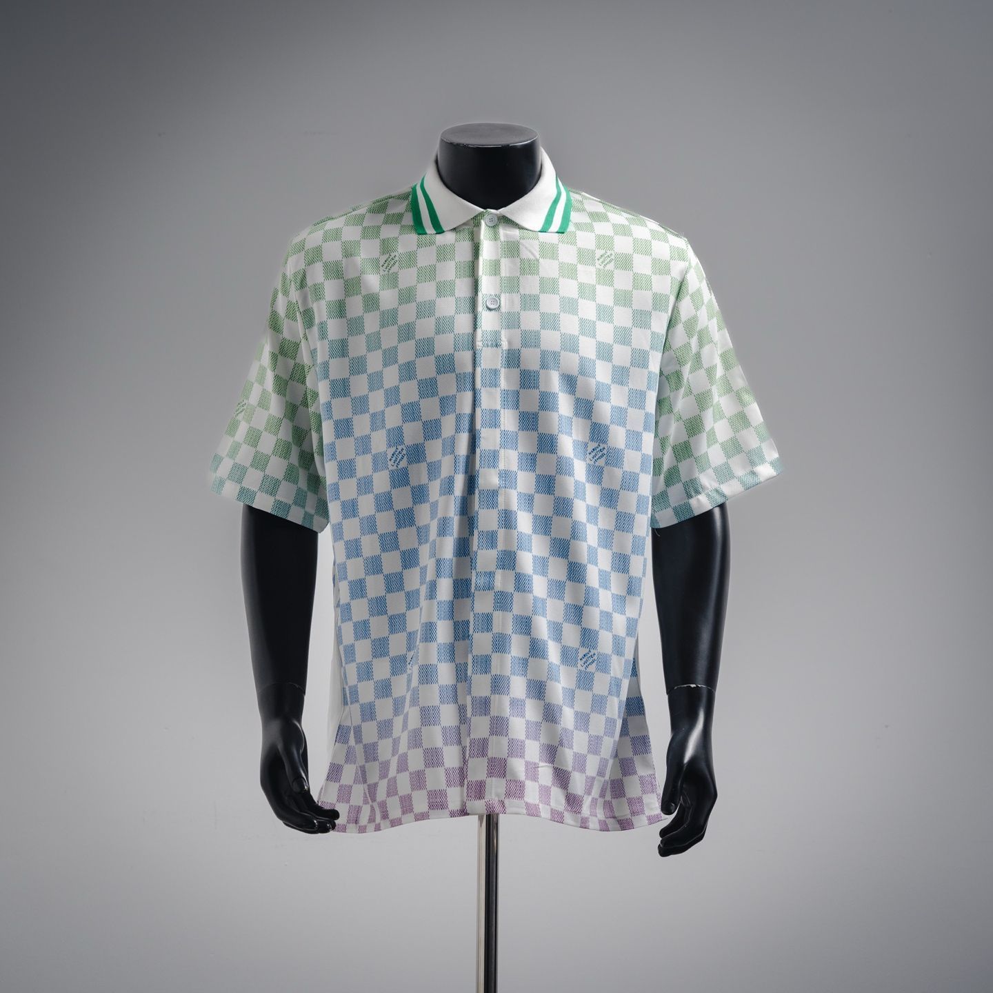 【今日特価】Louis Vuitton 25ss デミエ模様入りサテンのグラデーション立て襟シャツ