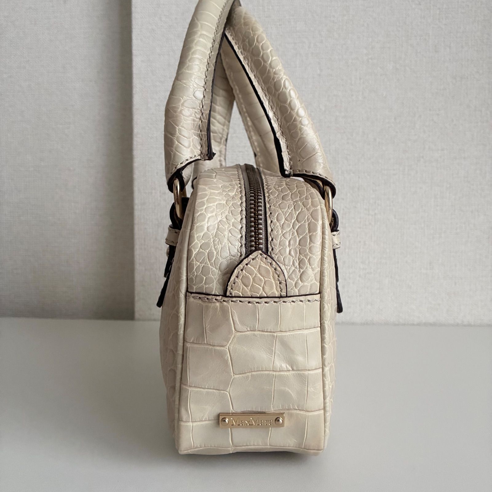 MaxMara マックスマーラ ハンドバッグ ホワイト系 アイボリー クロコ型