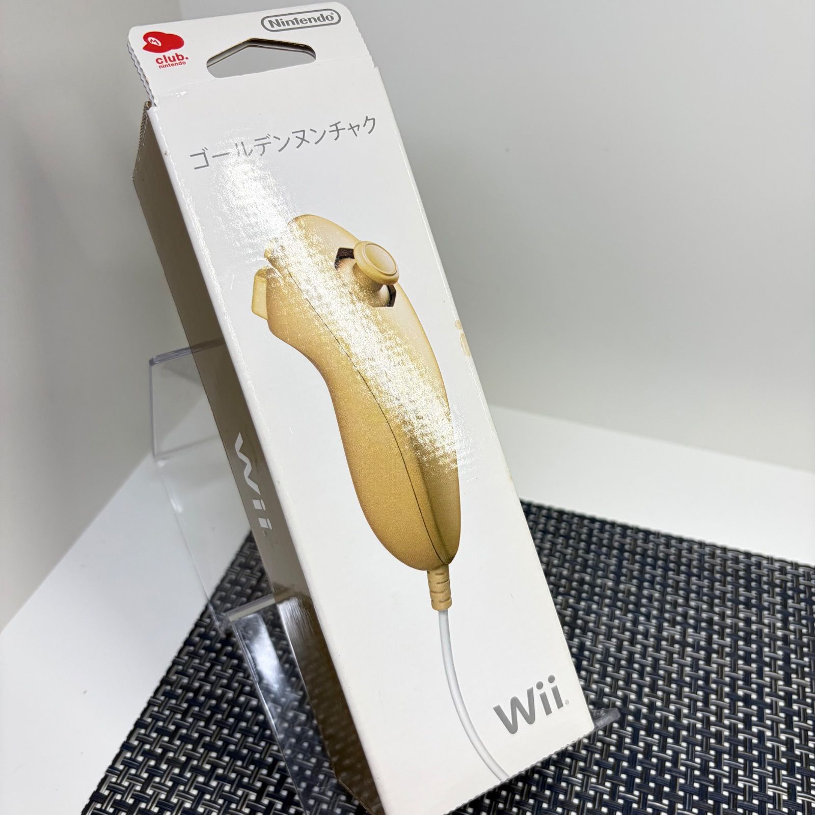 【新品未使用】Wii WiiU ヌンチャク ゴールド ゴールデン 金色 化粧箱付き d