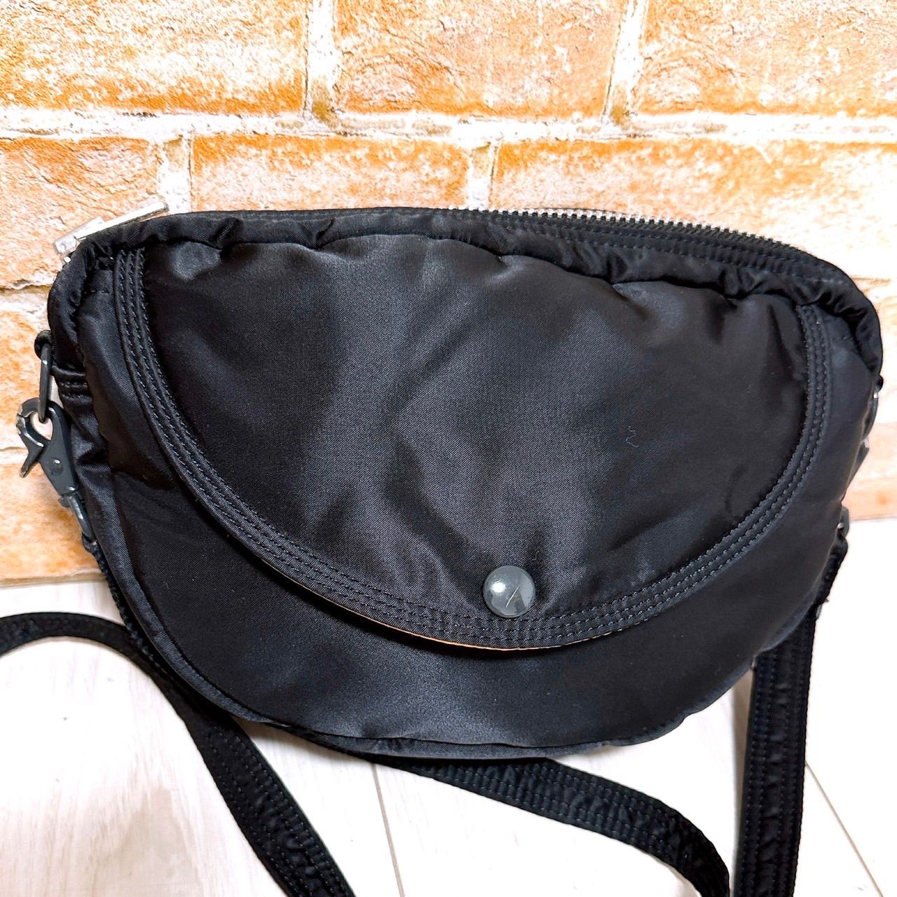超美品)POTER(ポーター)ショルダーバッグ ナイロン ブラック タンカー 