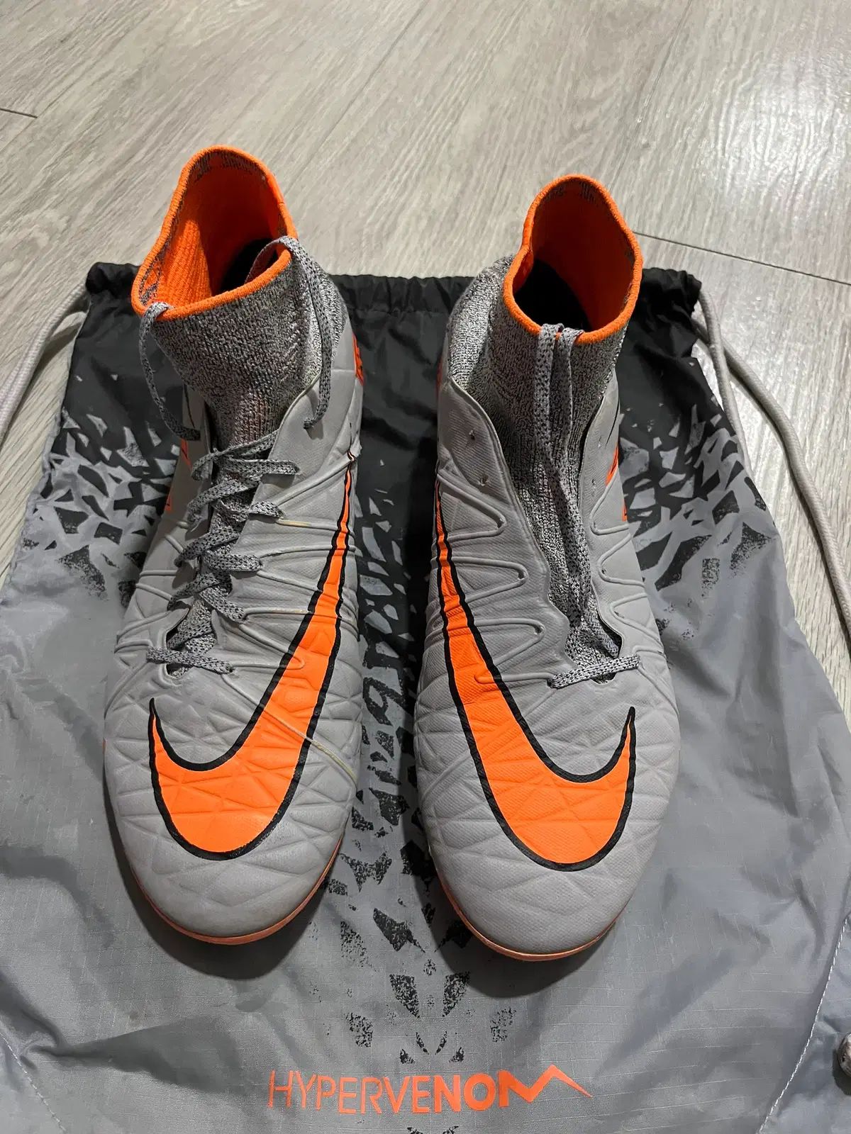 (ボスニア産) NIKE ナイキ ハイパーヴェノム FANTOM 2 FG 260 サッカーシューズ