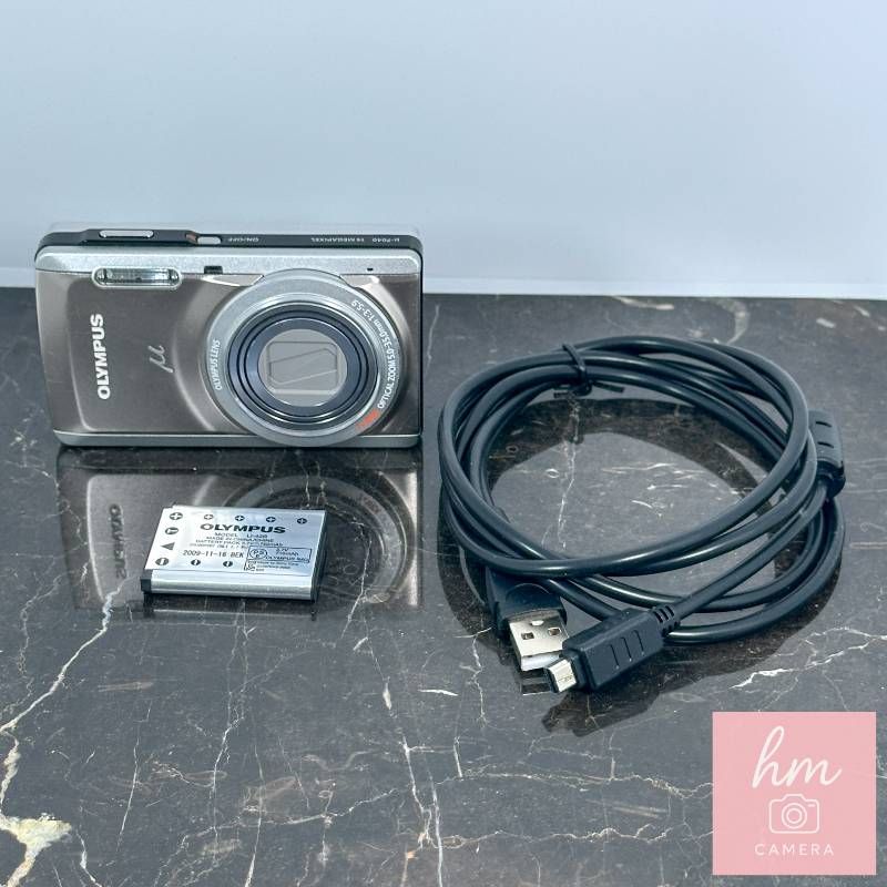OLYMPUS μ-7040 チタニウムシルバー 1400万画素 光学7倍ズーム 広角