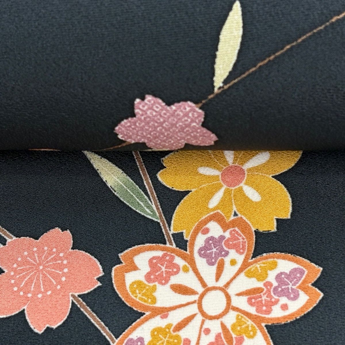 反物 秀品 小紋 桜 墨色 正絹 【中古】 - メルカリ