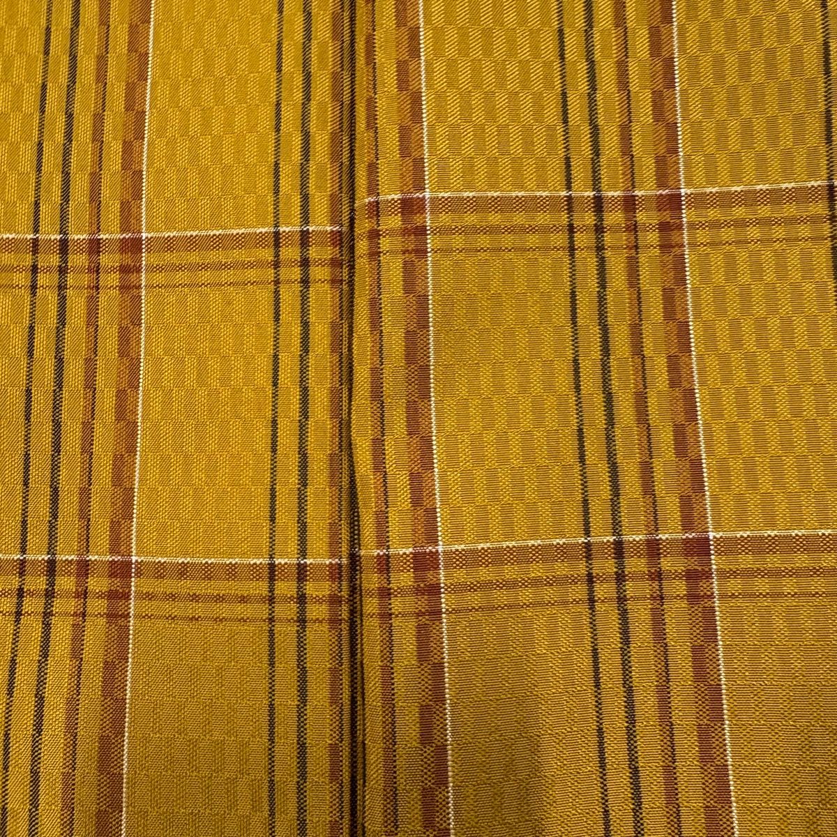 【美品】 紬 身丈169.5cm 裄丈70cm L 袷 格子 山吹茶色 正絹 逸品 【中古】