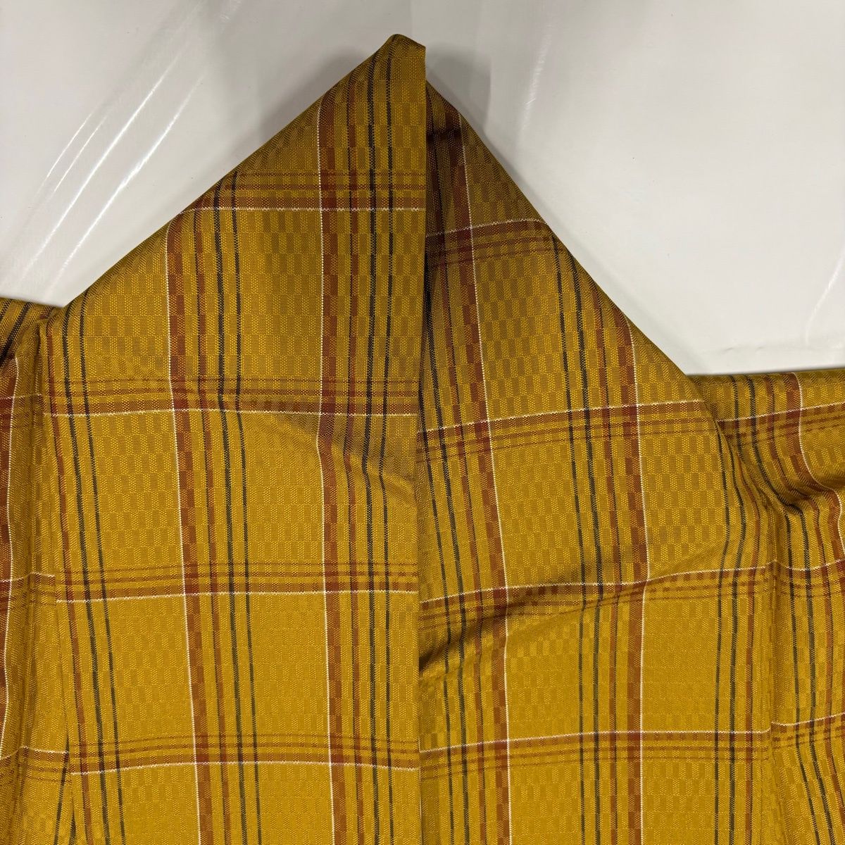 【美品】 紬 身丈169.5cm 裄丈70cm L 袷 格子 山吹茶色 正絹 逸品 【中古】