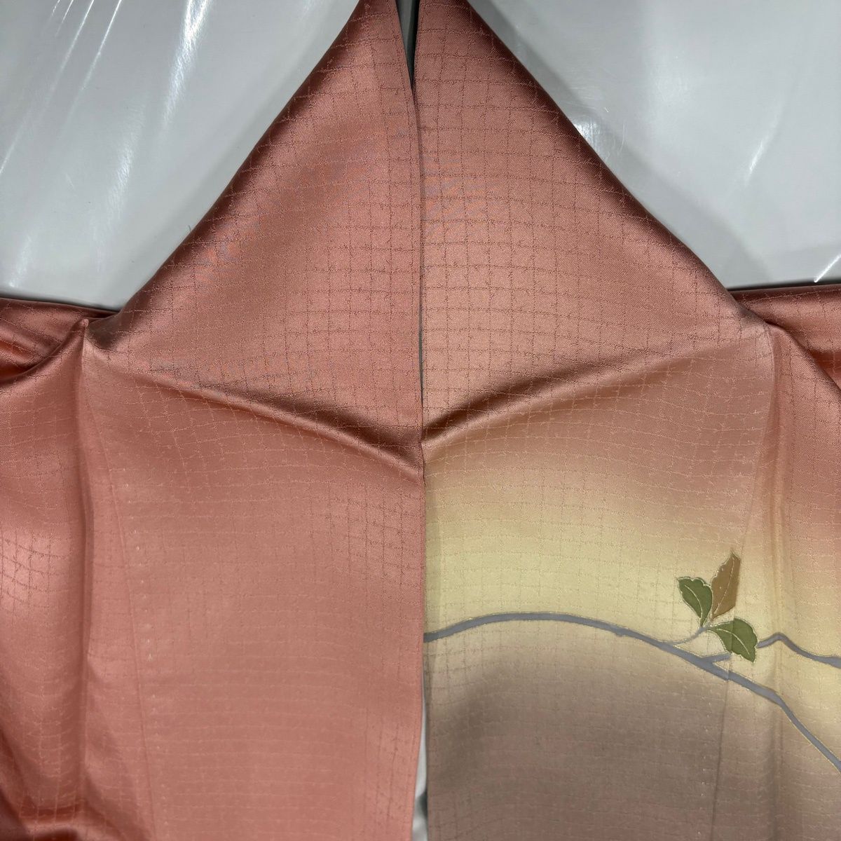 美品】 訪問着 身丈164.5cm 裄丈66cm M 袷 蝶 椿 金彩 染め分け ピンク