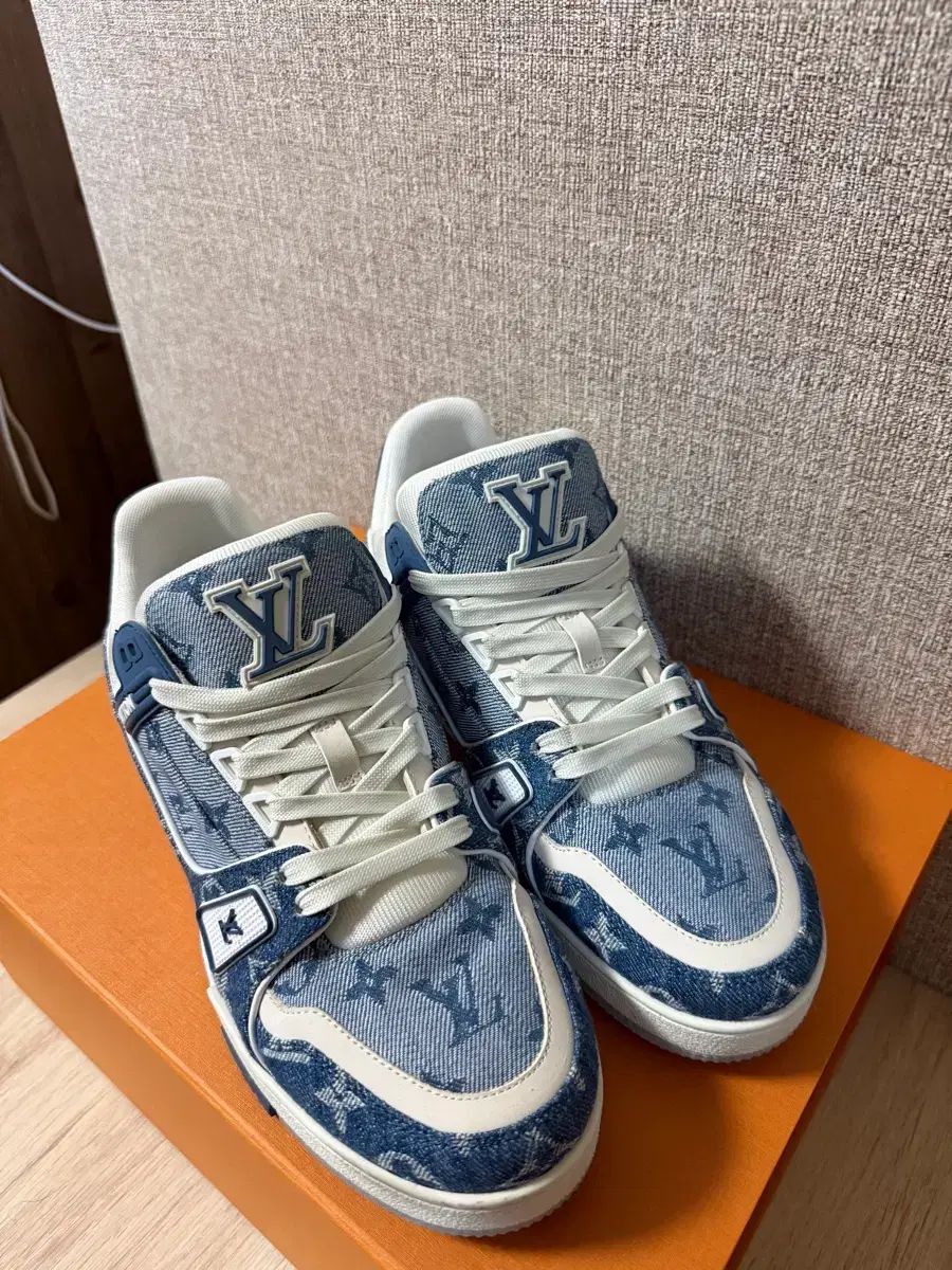 Louis Vuitton LVトレーナー スニーカー 6サイズ 出品