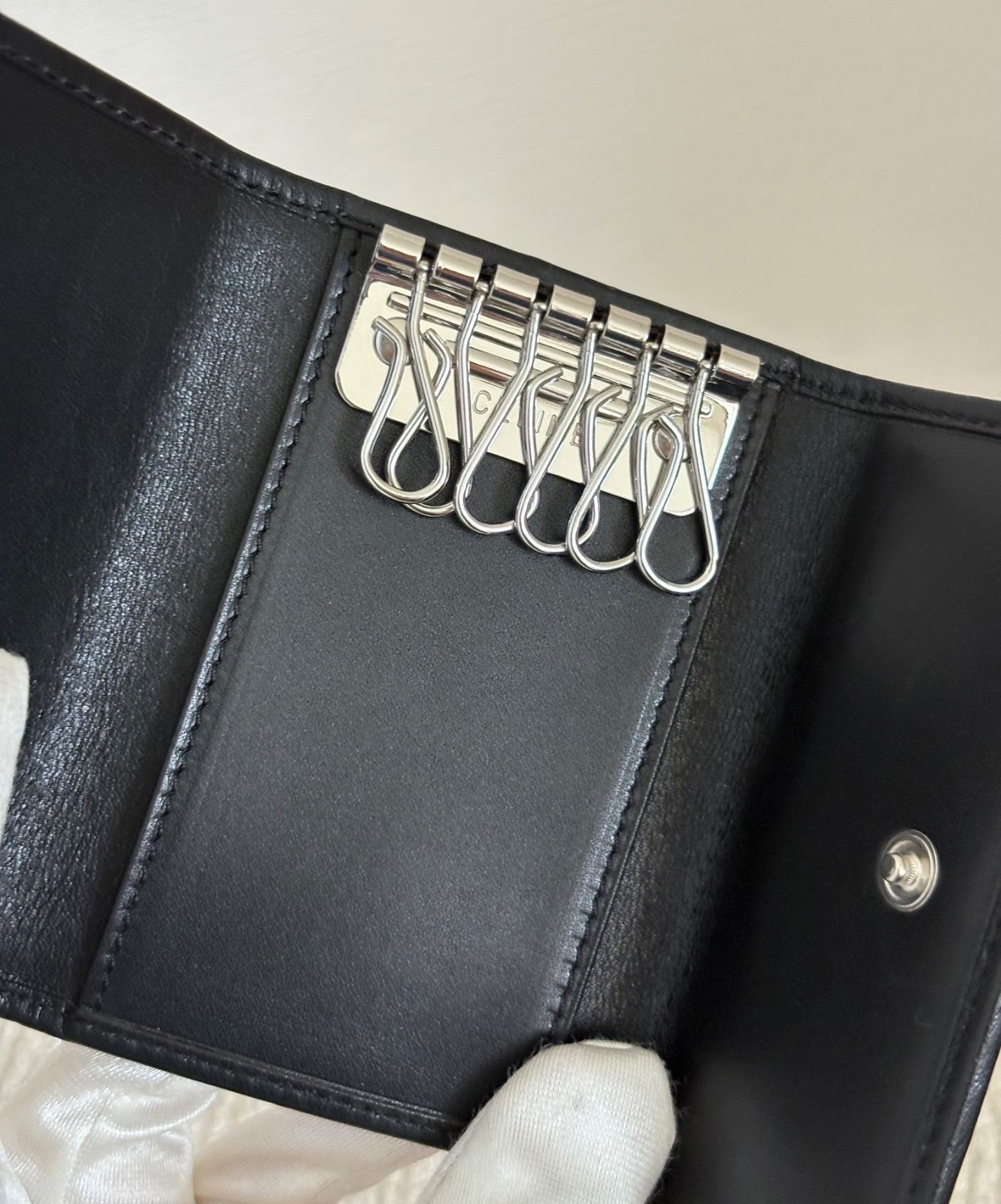 箱付き】 【未使用品】セリーヌ 6連キーケース ブラック系 ブラック系