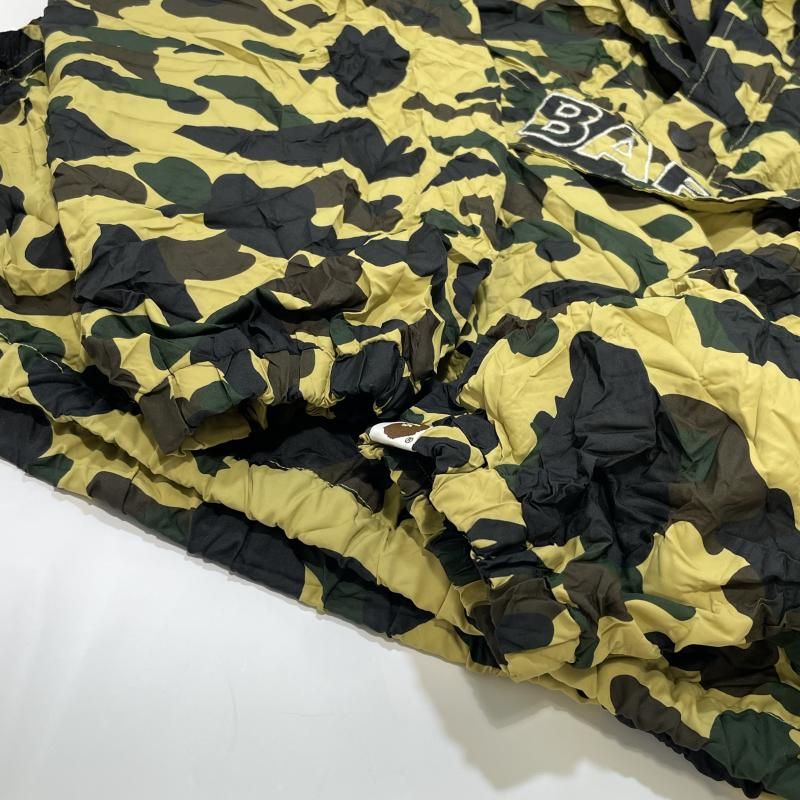 【中古】A BATHING APE 1st カモ柄 フーディジャケット サイズM アノラックパーカー アベイシングエイプ[19][240019540051] 中古】A BATHING APE 1st カモ柄 フーディジャケット サイズM