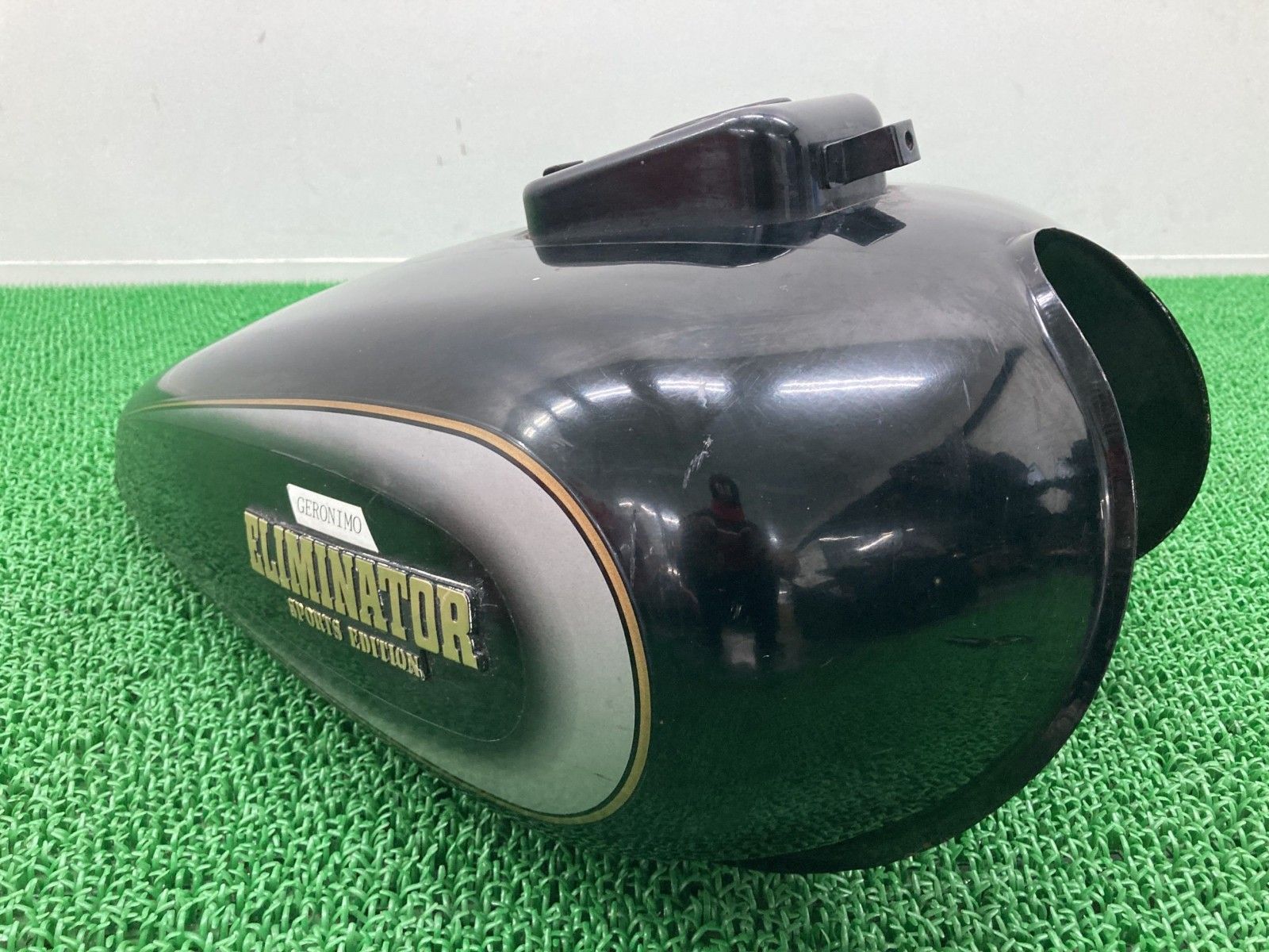 GPZ900R タンク 赤/ガンM 51081-5004 カワサキ 純正 中古 ZX900A