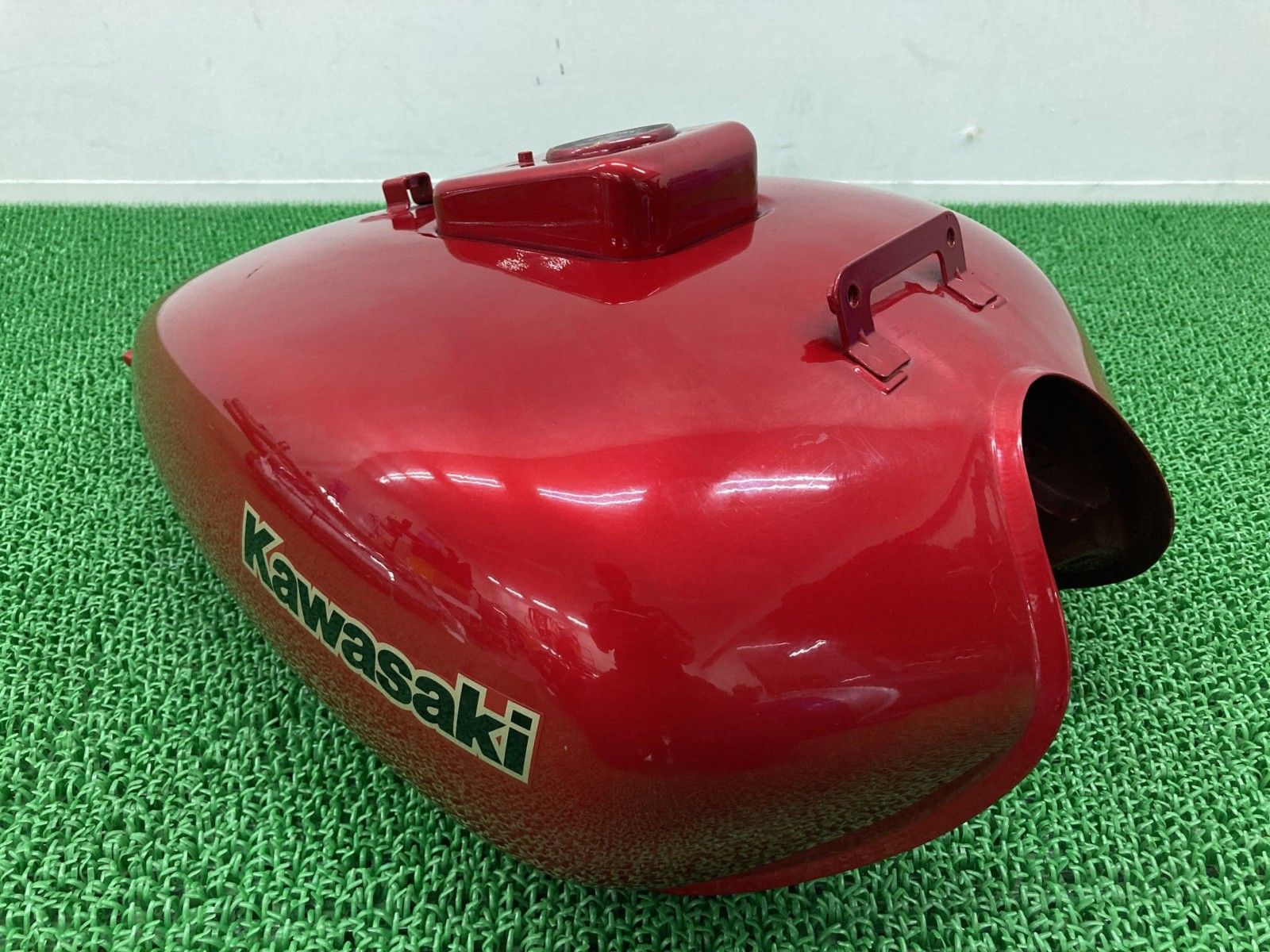 GPZ900R タンク 赤/ガンM 51081-5004 カワサキ 純正 中古 ZX900A