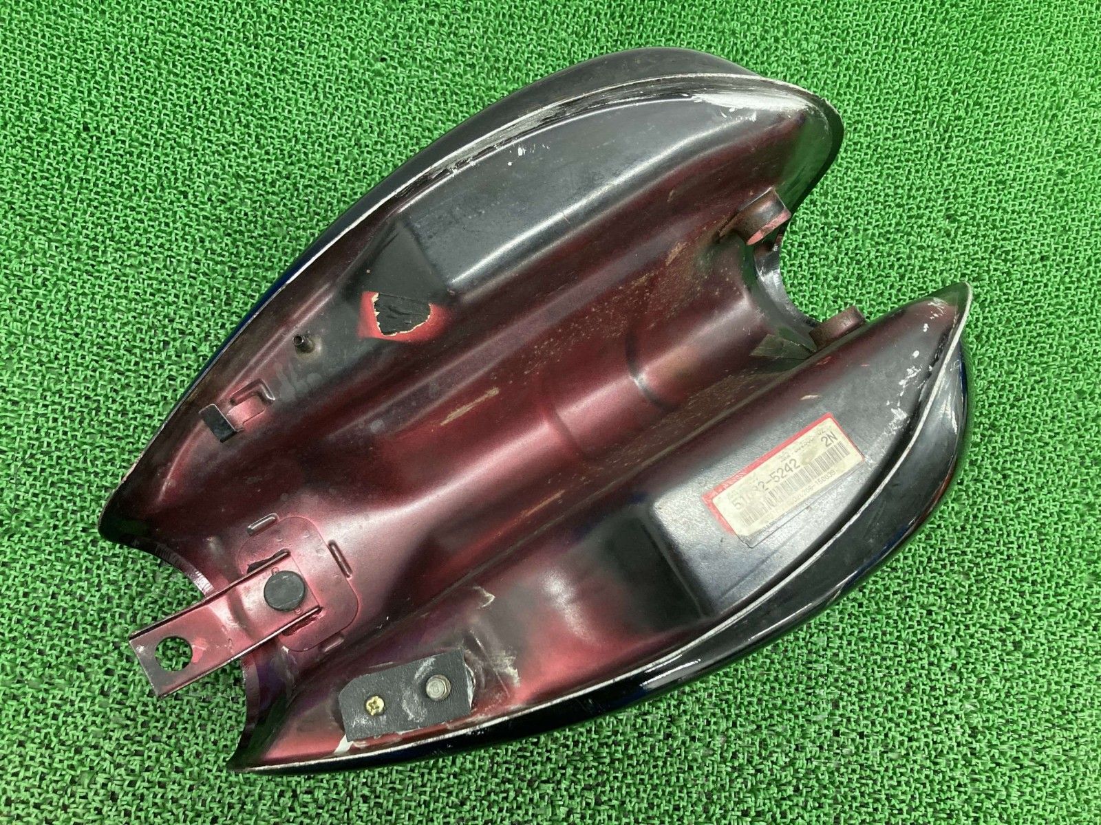 エストレヤRS タンク 黒/赤M カワサキ 純正 中古 BJ250A 02年カラー