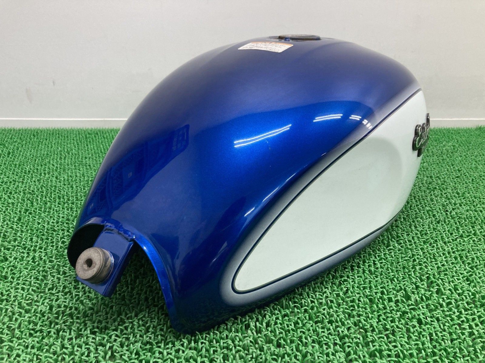 エストレヤ タンク 青M/パール カワサキ 純正 中古 BJ250A 11年カラー