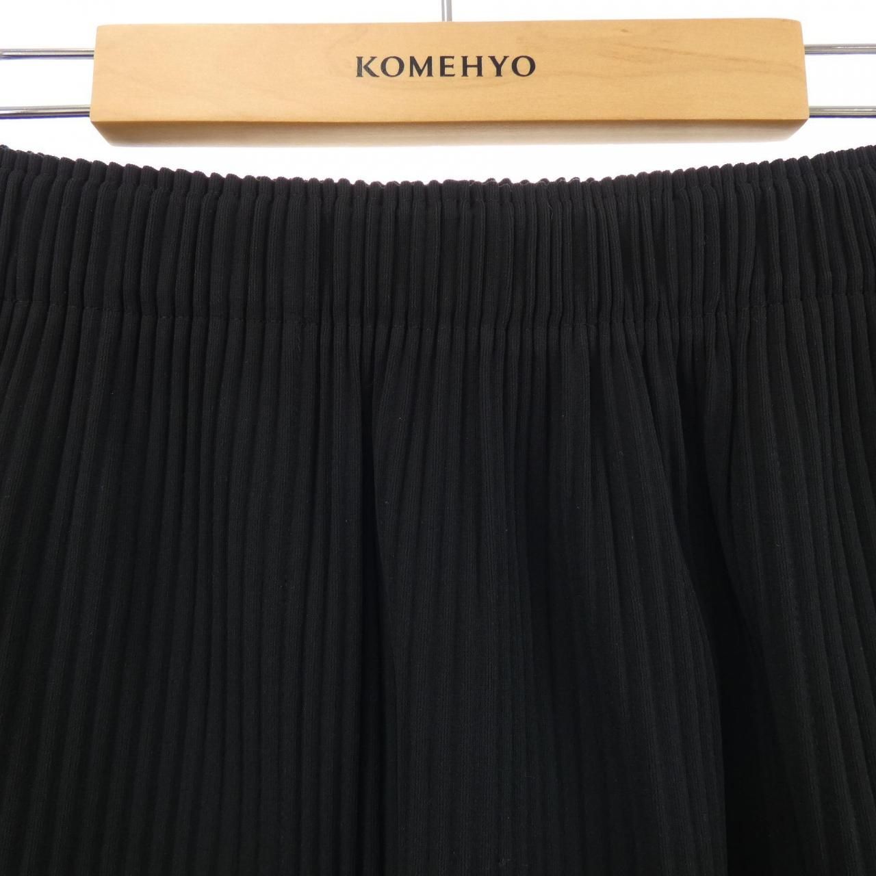 ミーイッセイミヤケ me ISSEY MIYAKE MI32KG923 スカート - メルカリ