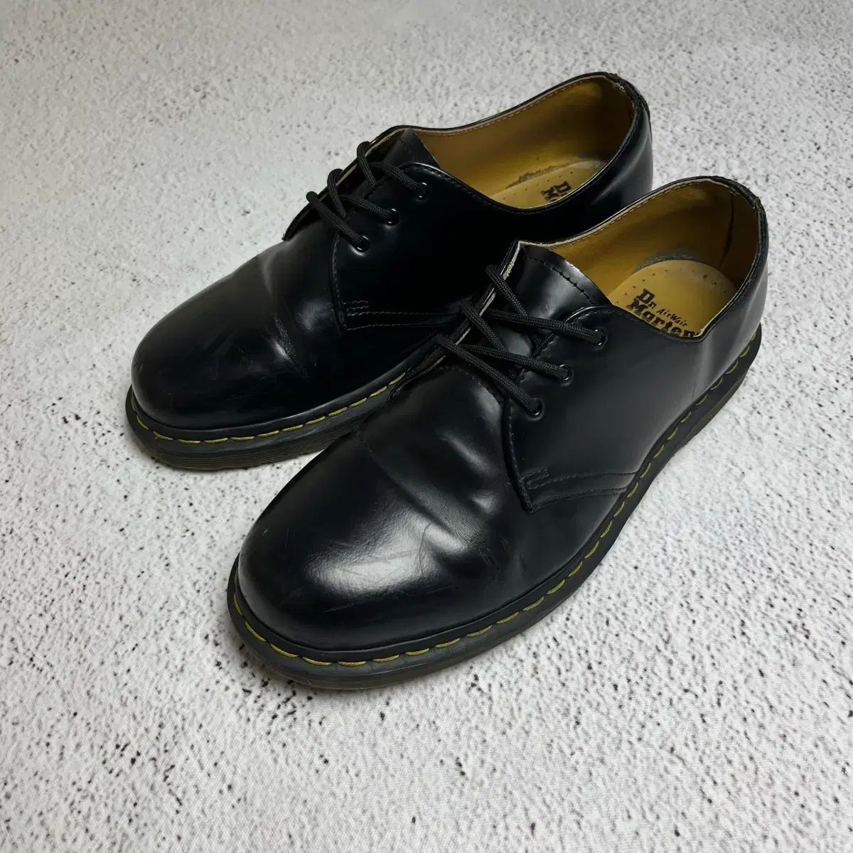 Dr. Martens 1461 スムースレザー 3ホールシューズ 11,684円