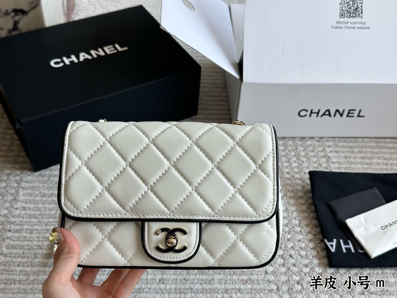 【今日特価】Chanel 25p パンダシリーズ ショルダーバッグ-MM輸入