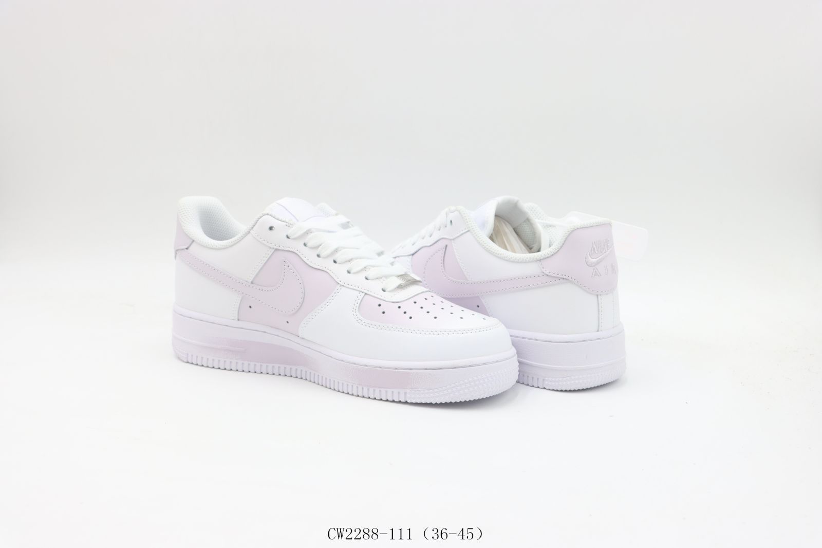 【今日特価】ナイキ Nike スケートシューズ CW2288-111 白ピンク 【今日特価】ナイキ Nike スケートシューズ CW2288-111 白ピンク