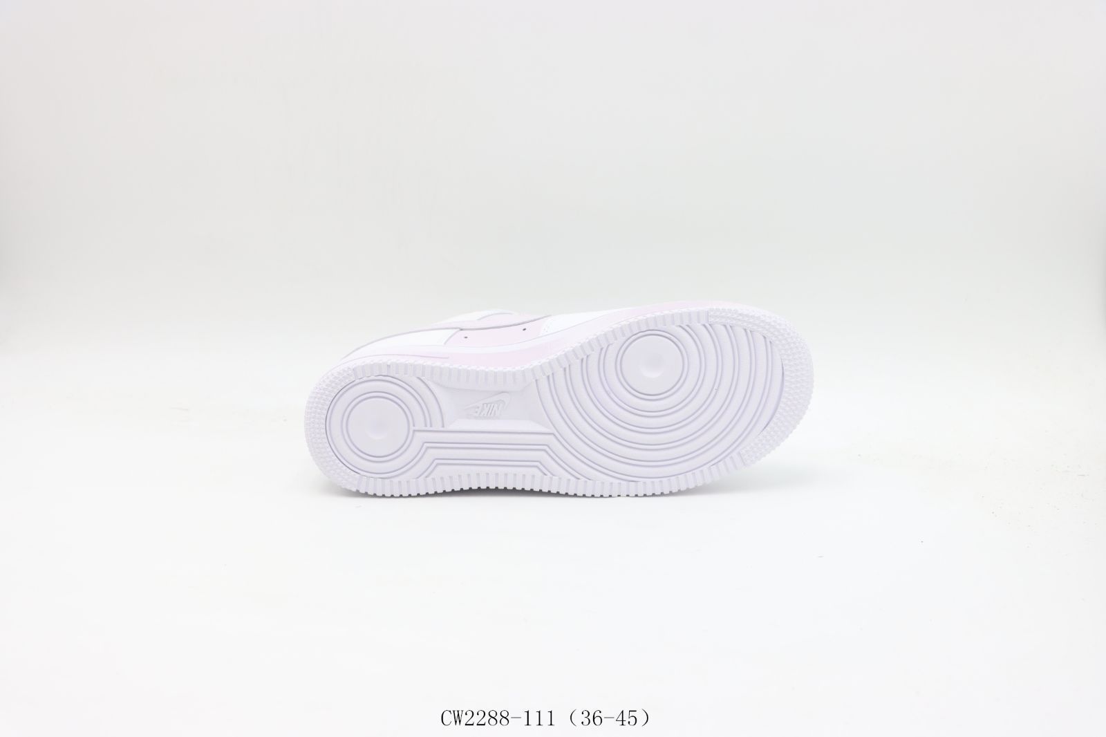 【今日特価】ナイキ Nike スケートシューズ CW2288-111 白ピンク 【今日特価】ナイキ Nike スケートシューズ CW2288-111 白ピンク