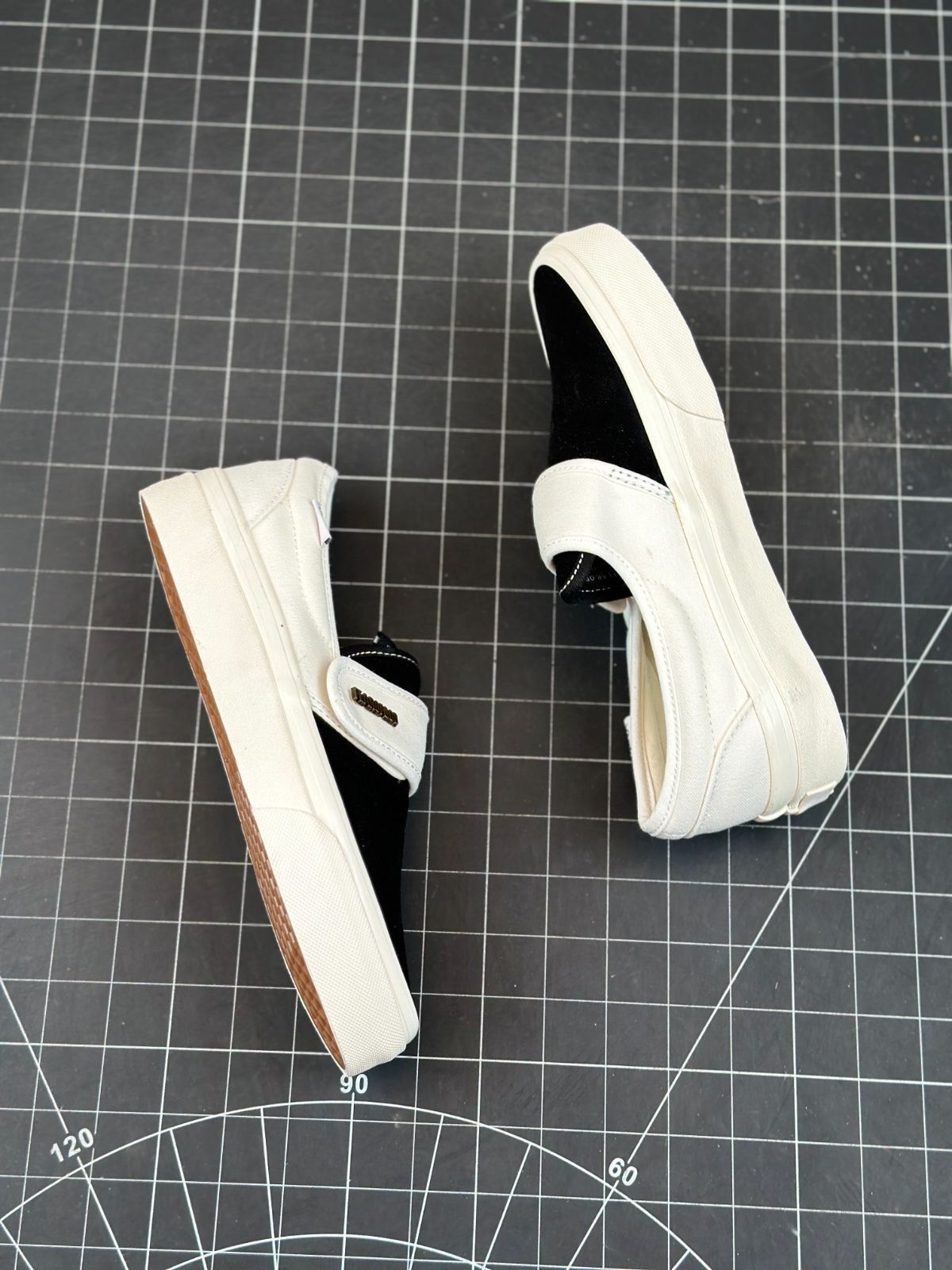 【今日特価】Fear of Fog x Vans Slip - On 47 V DX FOG ハイストリート ?白 マジックテープ スリップオン キャンバス シューズ！送料無料！在庫限定のお得な価格です！