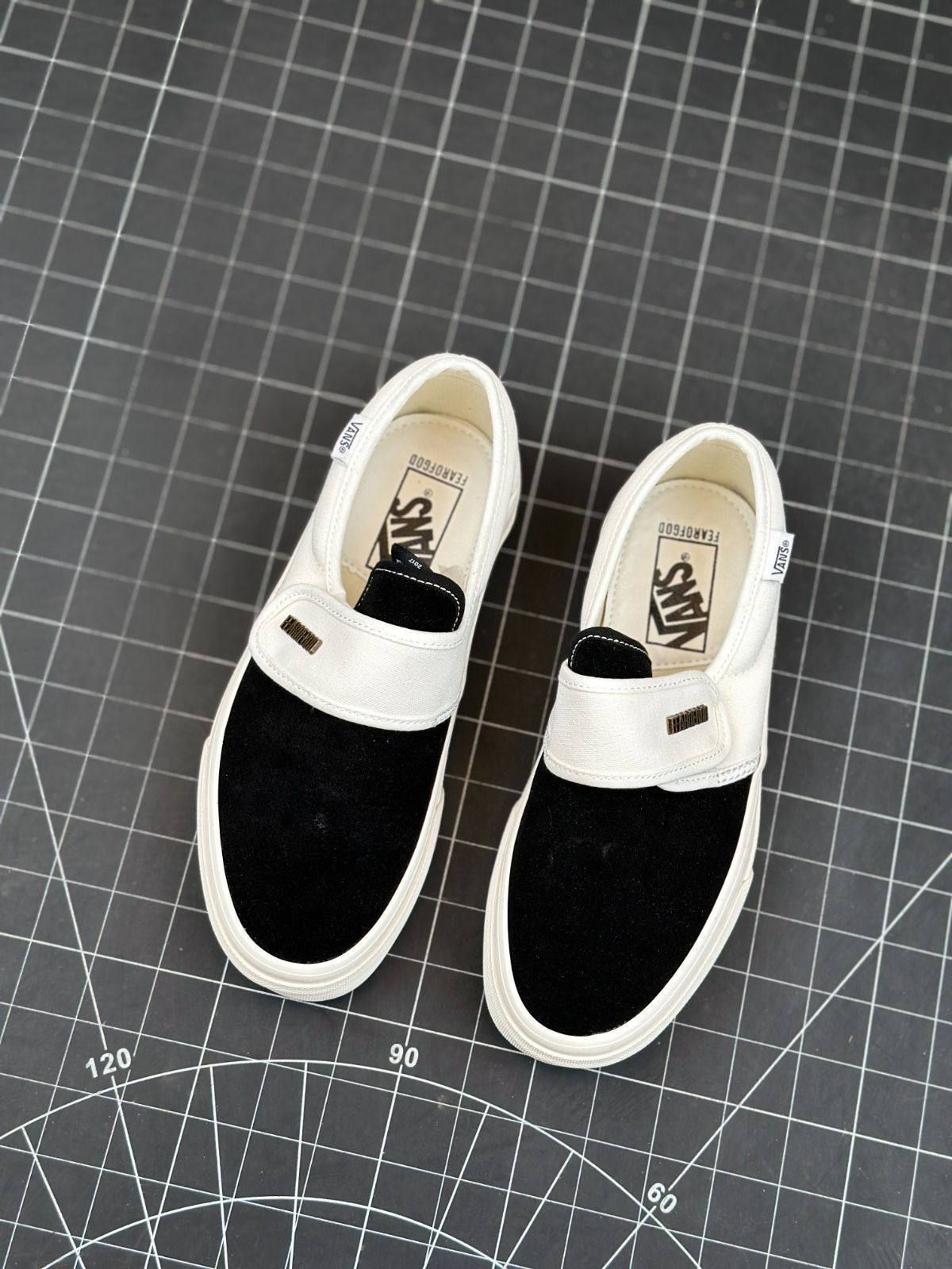 【今日特価】Fear of Fog x Vans Slip - On 47 V DX FOG ハイストリート ?白 マジックテープ スリップオン キャンバス シューズ！送料無料！在庫限定のお得な価格です！