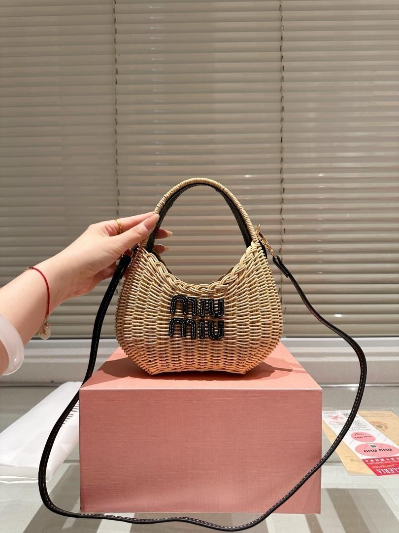 MIUMIU ミュウミュウ 編みカバン ハンドバッグ ショルダーバッグ-M02 11,360円