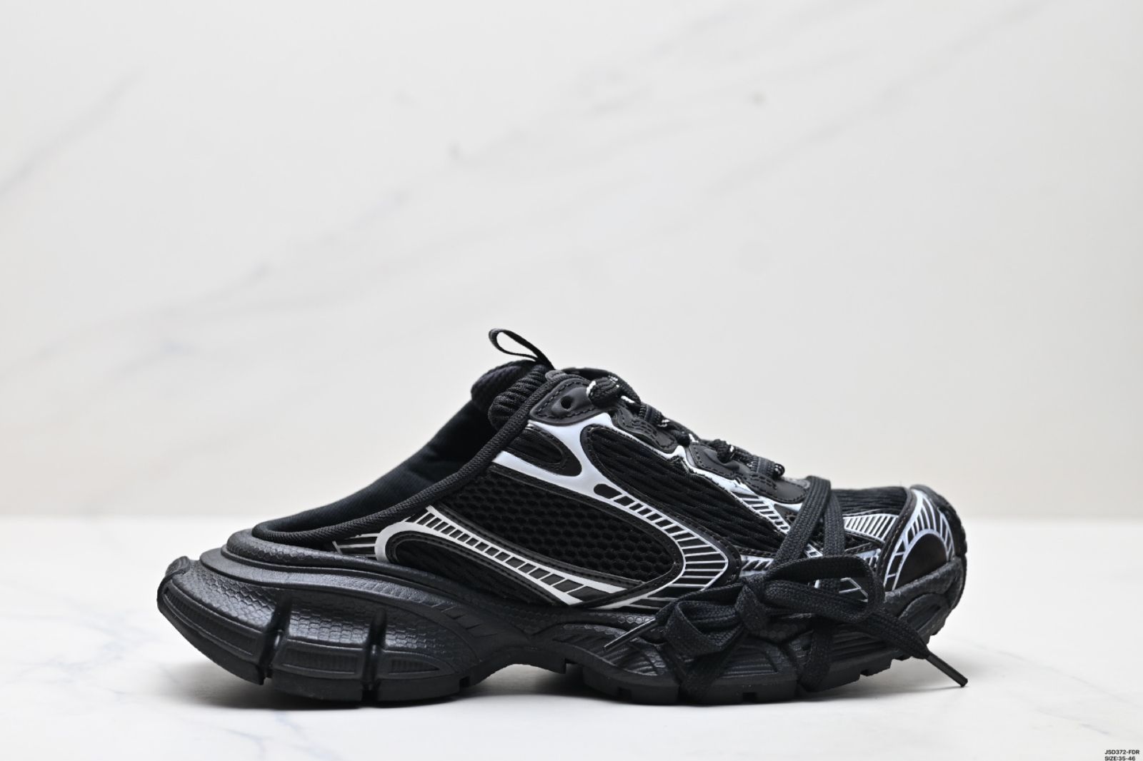 バレンシアガ（Balenciaga）3XL Mule 革（かわ）製（せい）トップカバースリッパ-MM輸入