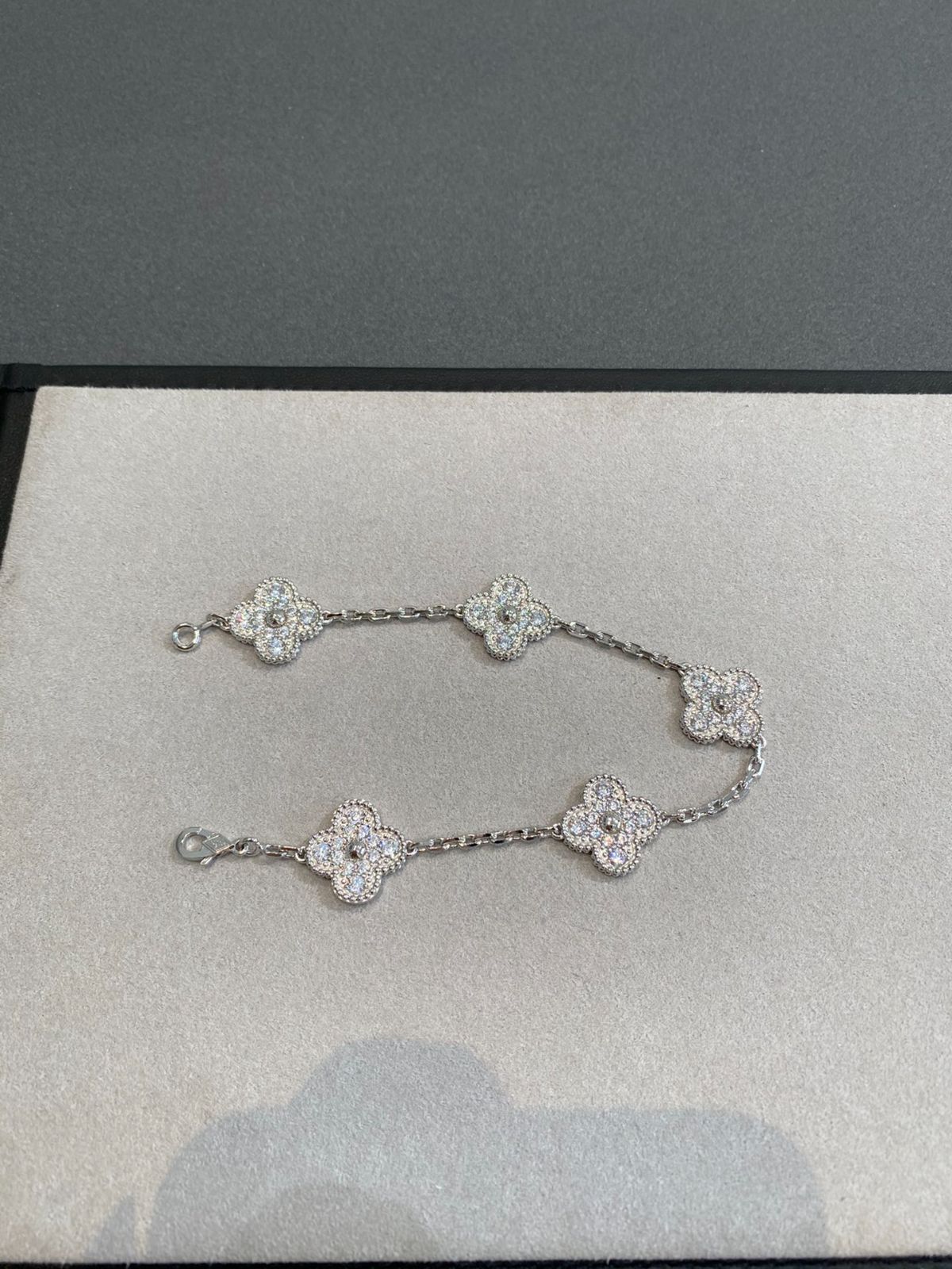 ヴァン クリーフ&アーペル ヴィンテージ アルハンブラ ブレスレット、5モチーフ 、Van Cleef & Arpels VCARA41500 ｜本日限定特価｜新品未使用