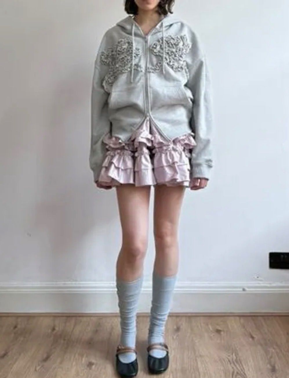 ▪️ sinoon ▪️ Rose Frill Oversized-Fit Hooded Zip-Up - メルカリ
