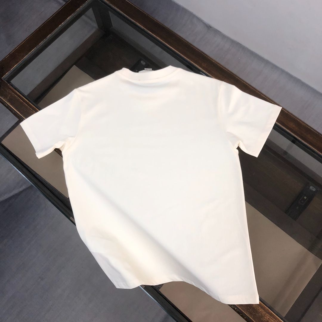 【本日限定特価】GUCCI 春夏 ロゴプリントTシャツ [本日特価|新品未使用品]