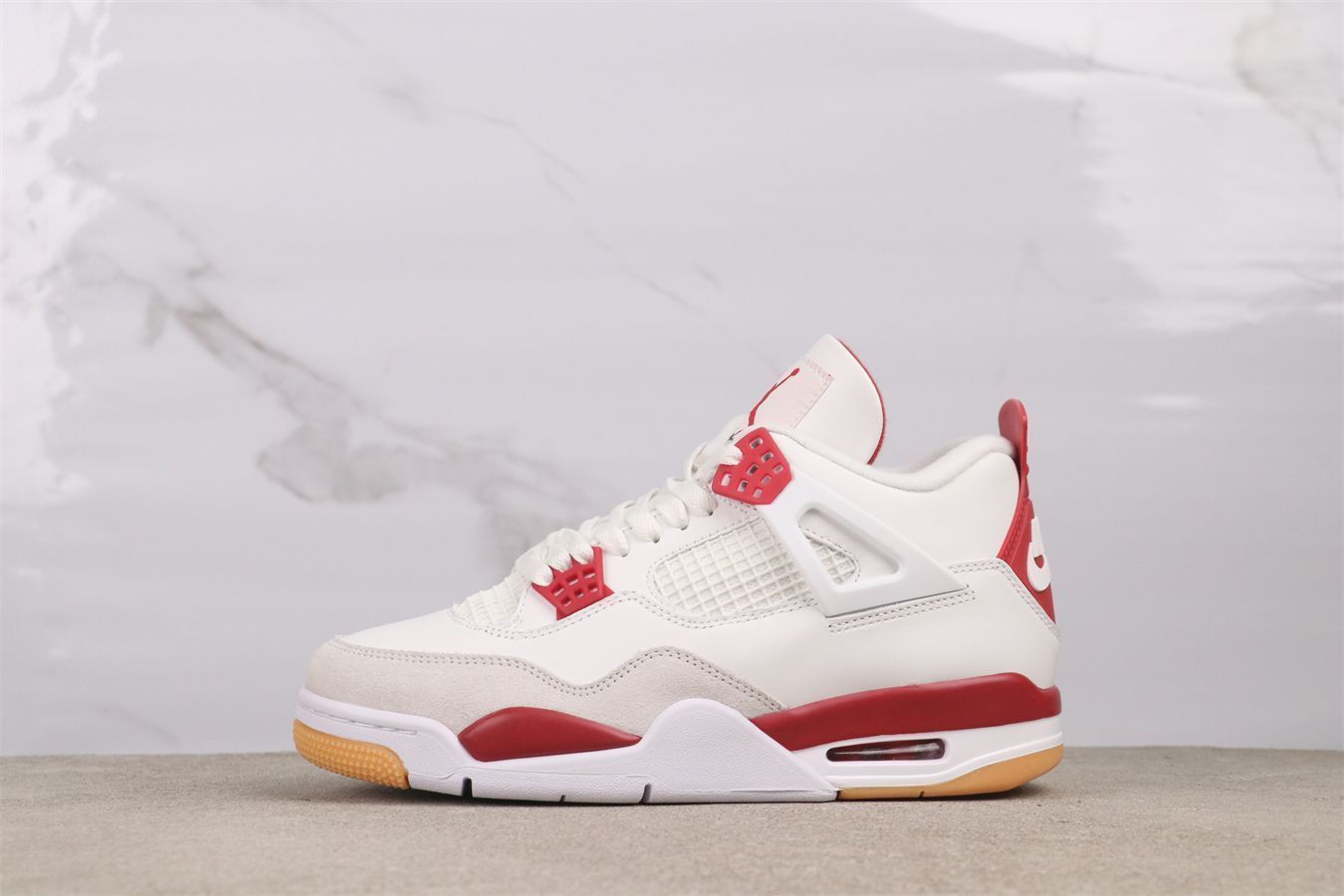 【今日特価】Air Jordan 4 DR5415 - 106 バージティレッド