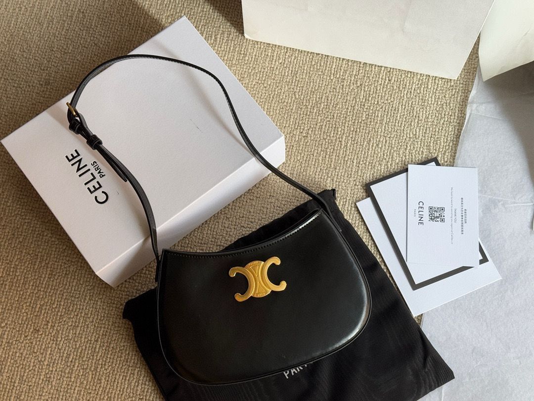 [Celine] ティリー アンダーアームバッグ ｜本日限定特価｜新品未使用