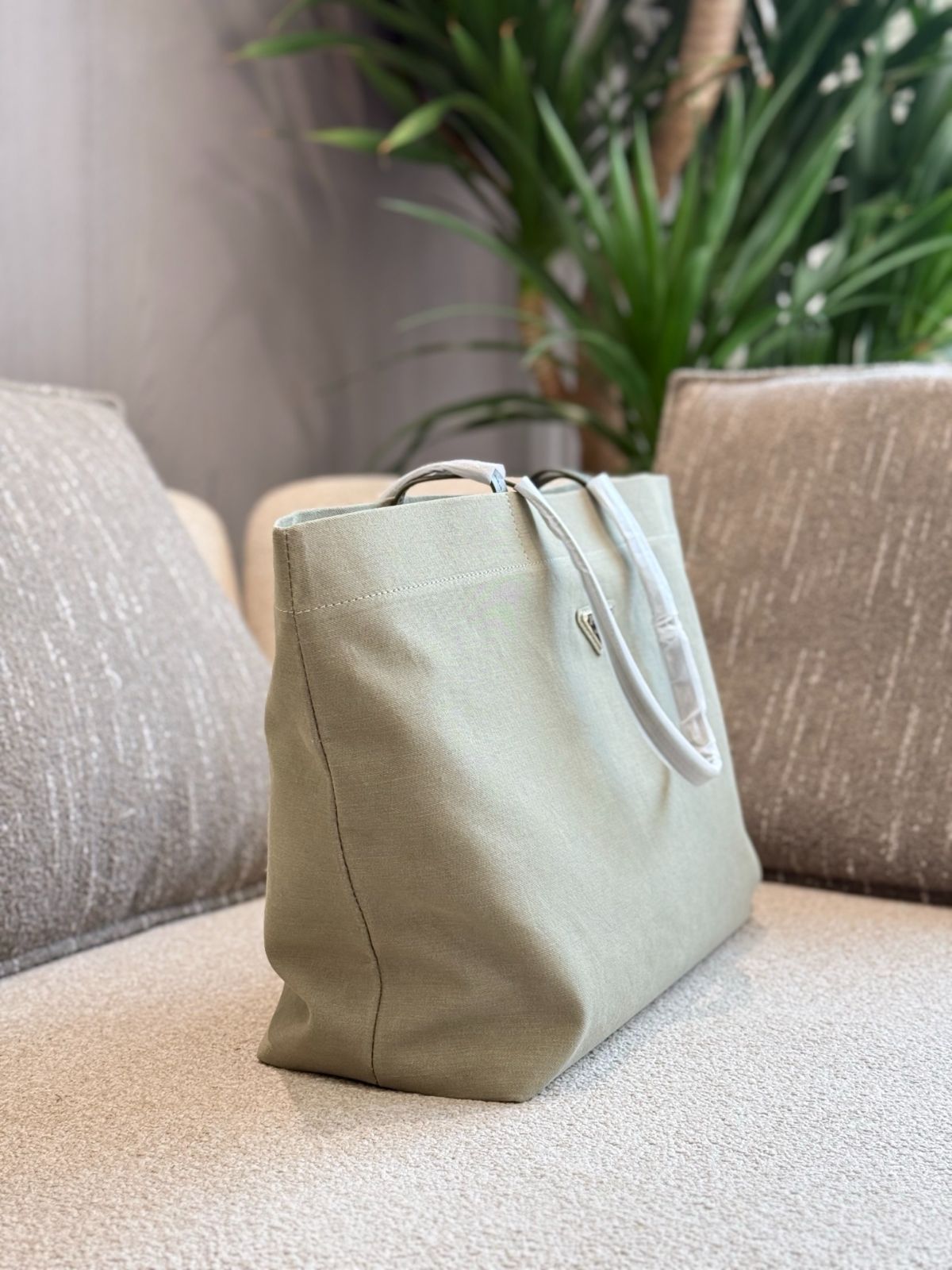 今日特価】Prada デニム ショッピングバッグ マッチグリーン（38×30cm