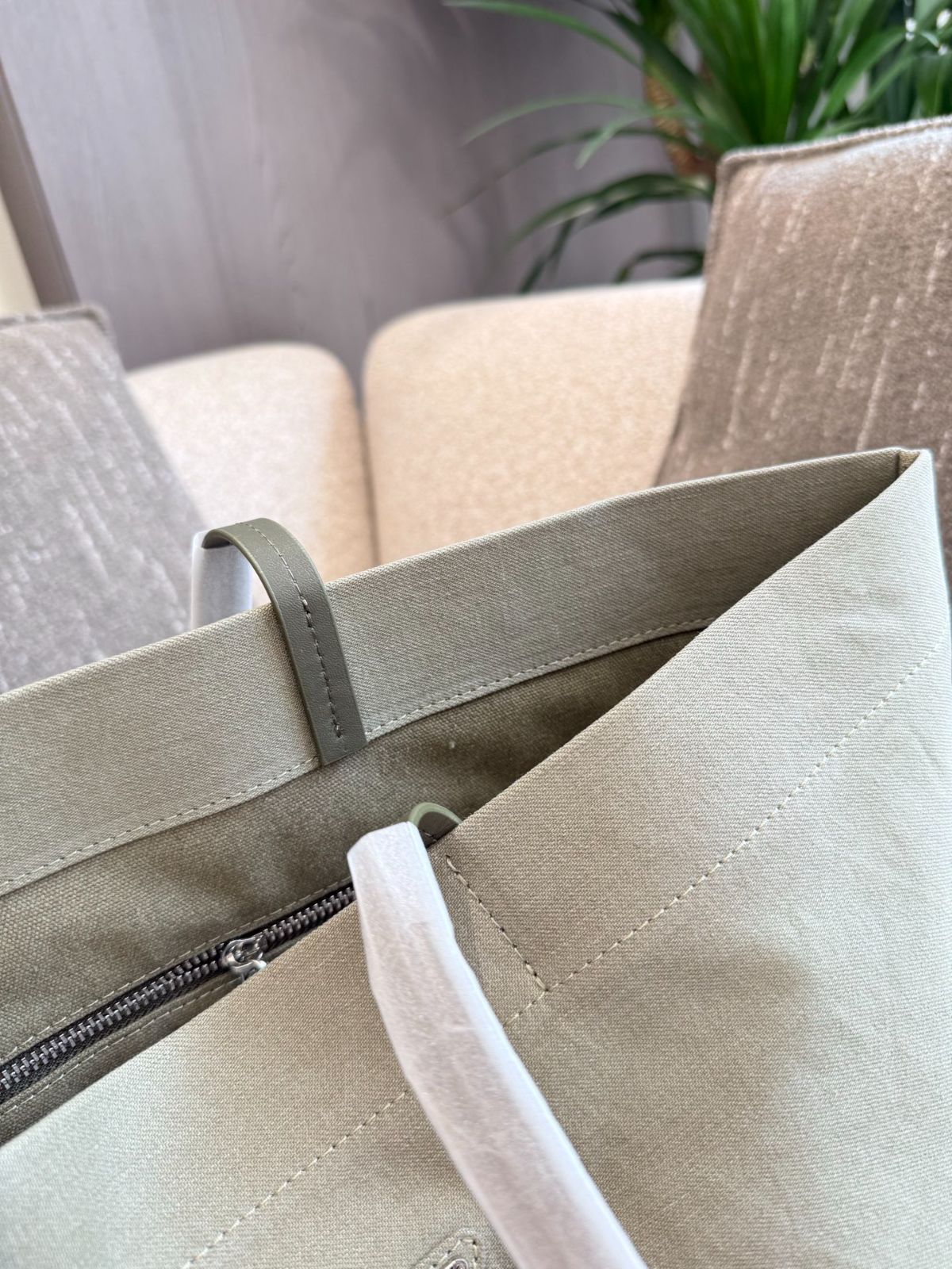 今日特価】Prada デニム ショッピングバッグ マッチグリーン（38×30cm