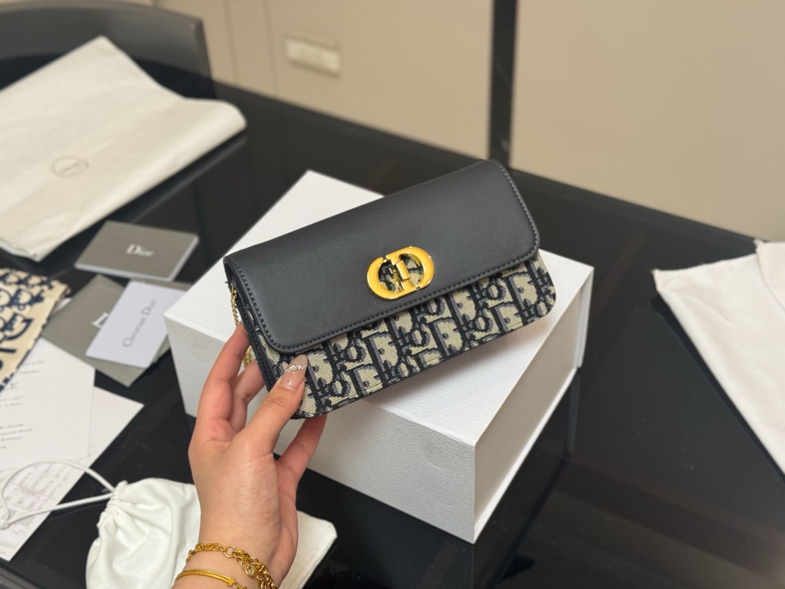 【今日特価】Dior Montaigne Chain | ディオー モンターニュ チェーン 19×11cm