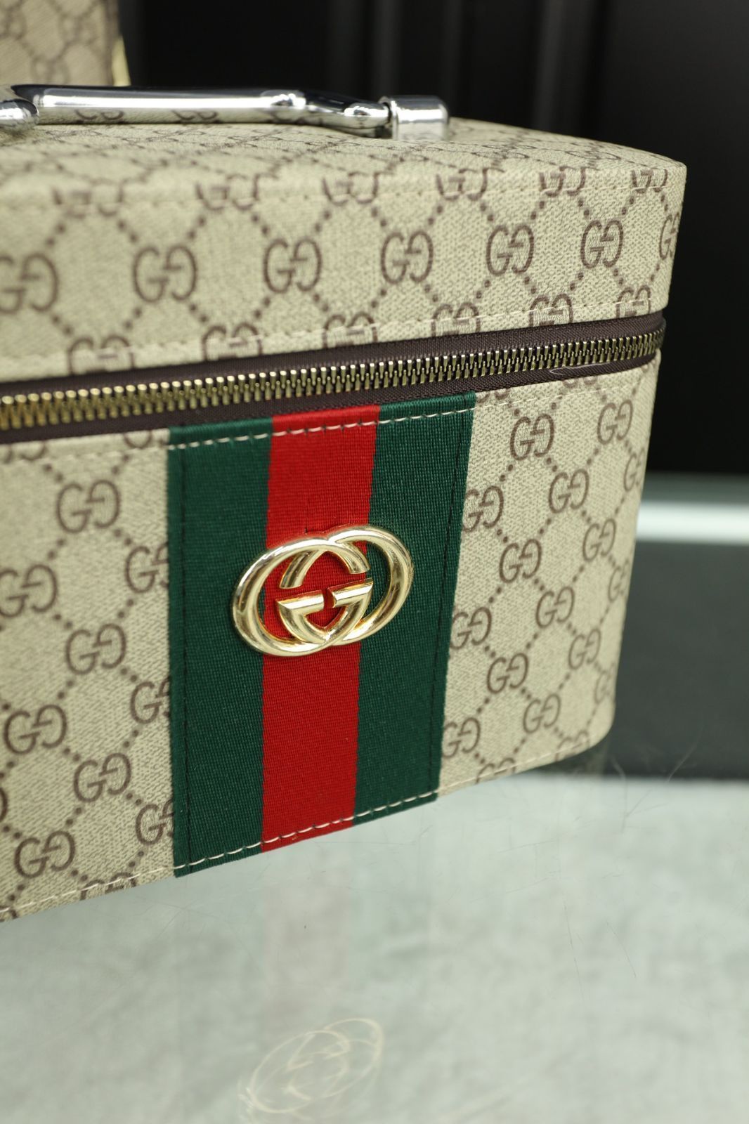 本日特価] 3点セット Gucci クールキー旅行空港バッグ + 化粧ボックス