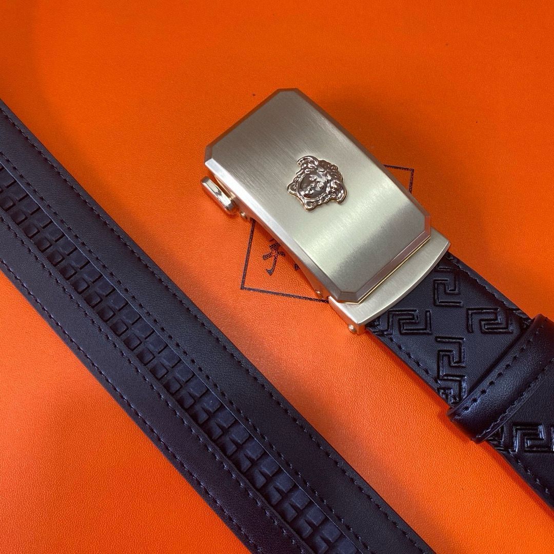 本日特価] ヴェルサーチ Versace 高級レザー ベルト＆バッグ スーパー